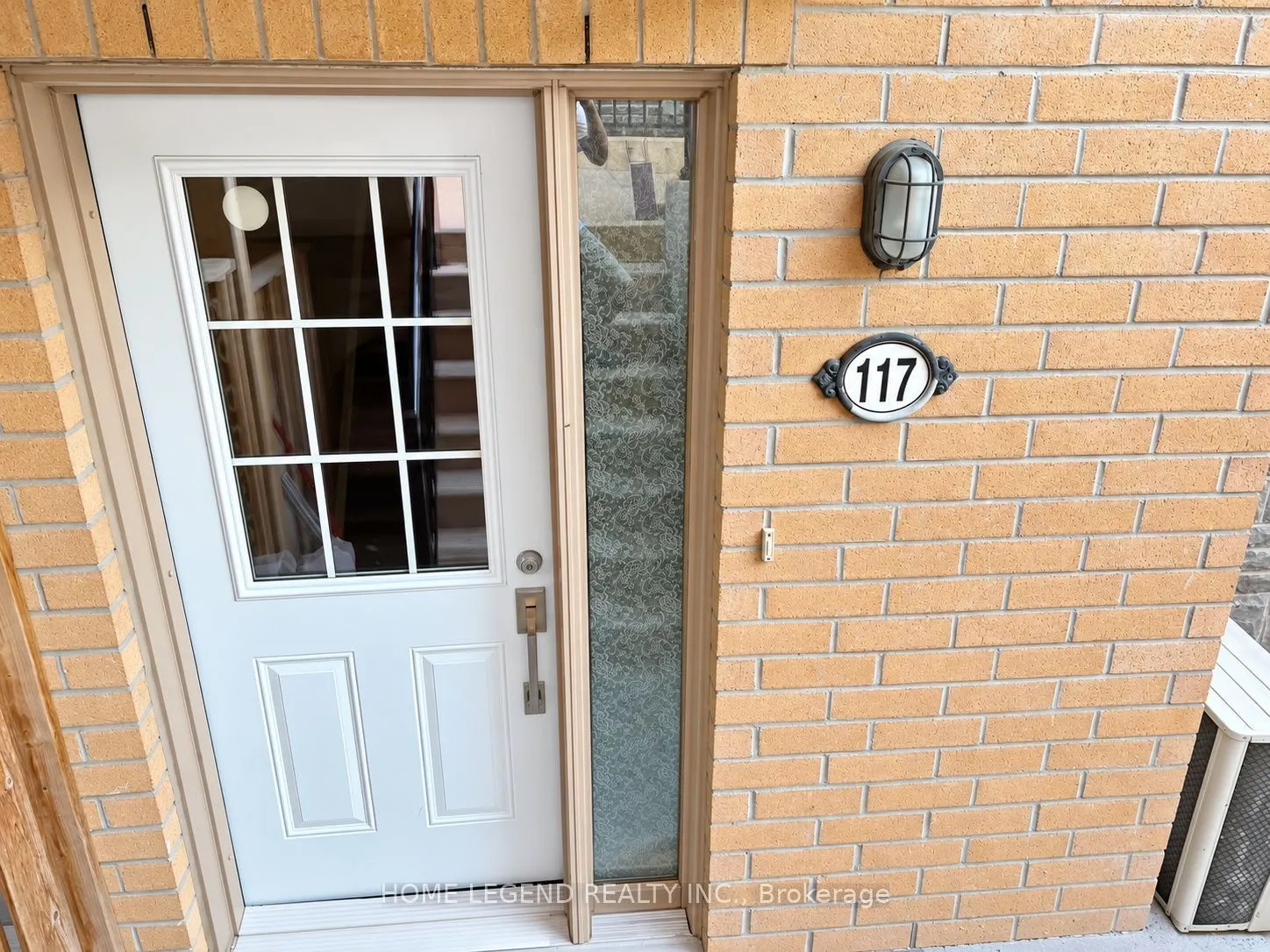 7 Foundry Avenue #117