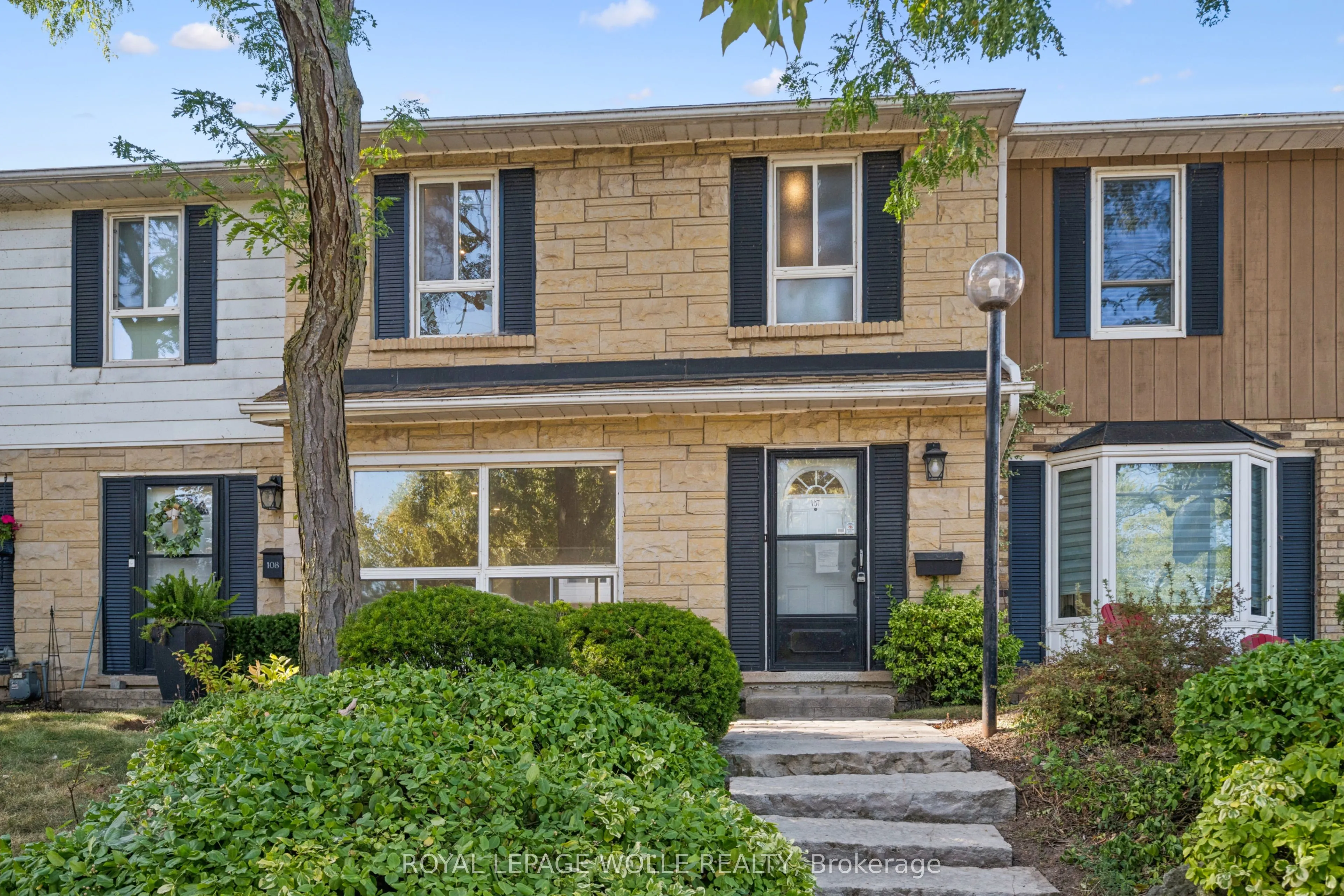 5475 Lakeshore Road #107