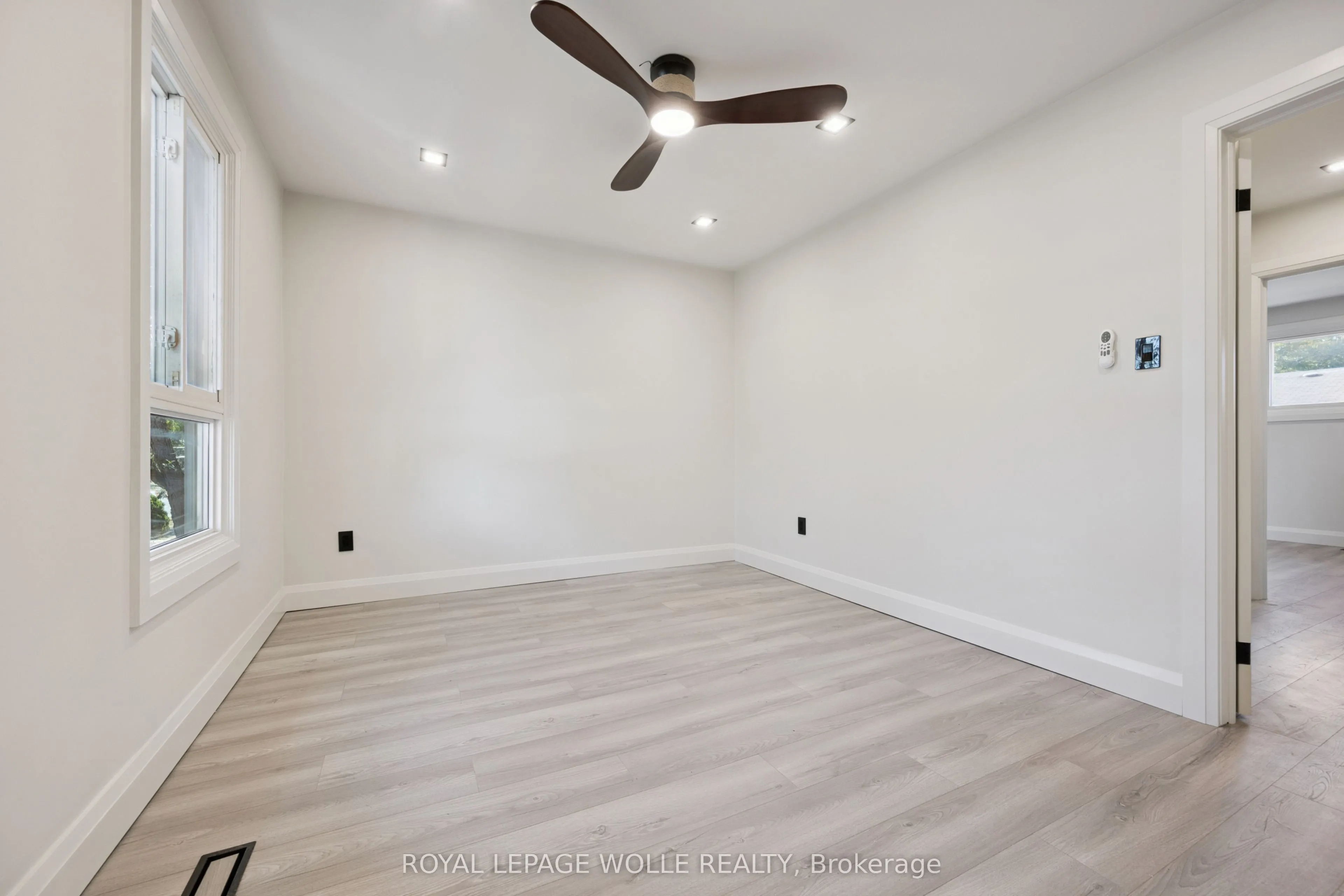 5475 Lakeshore Road #107