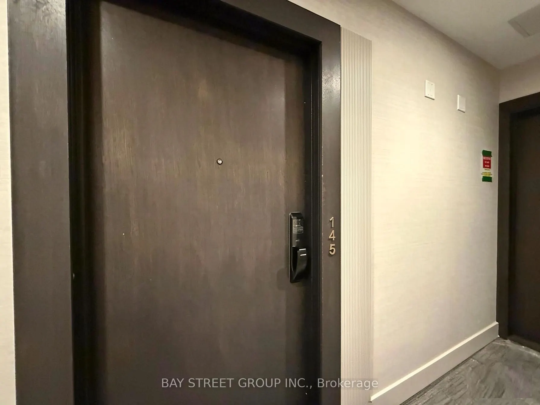 1005 Dundas Street E #145