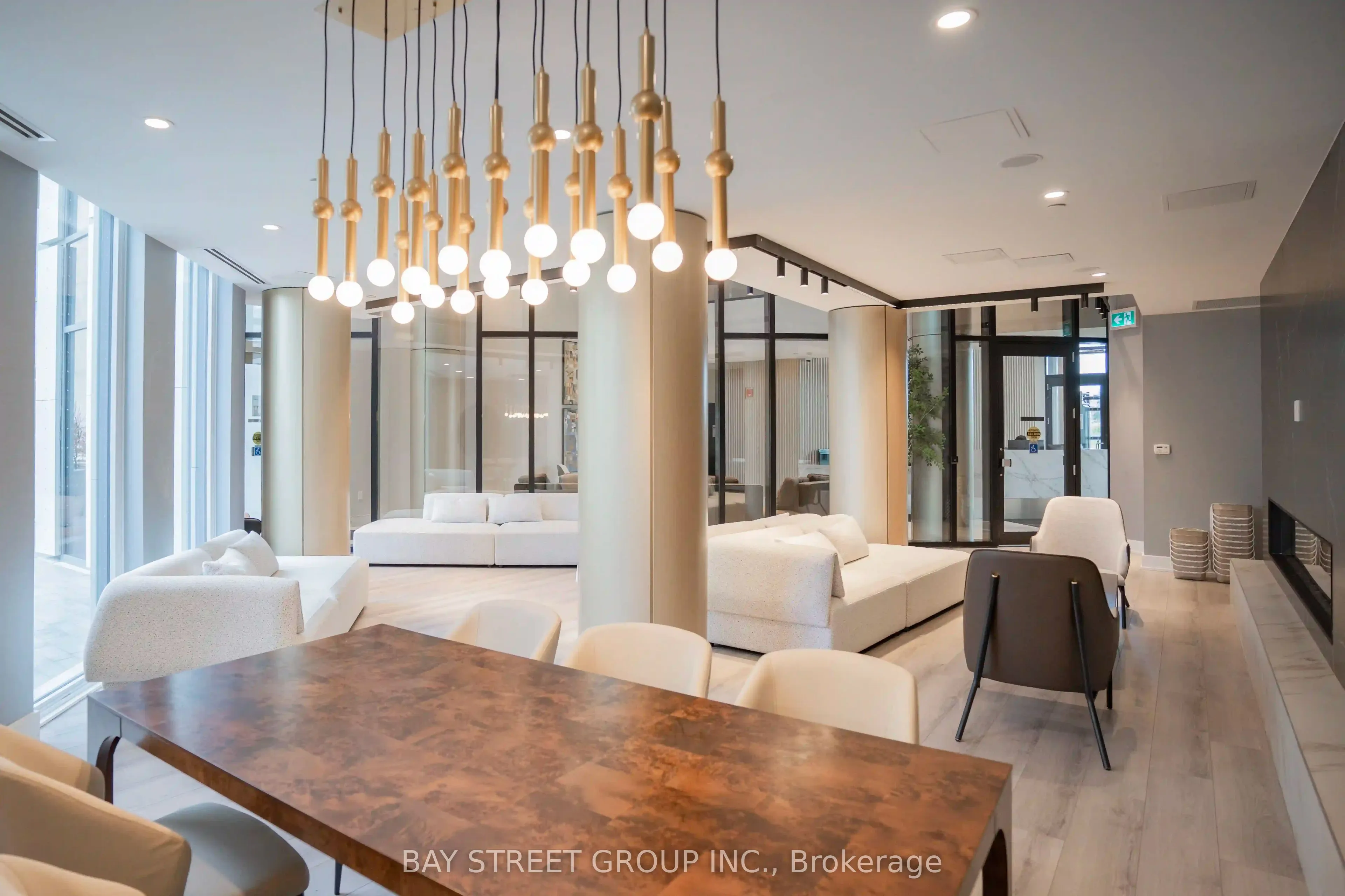 1005 Dundas Street E #145