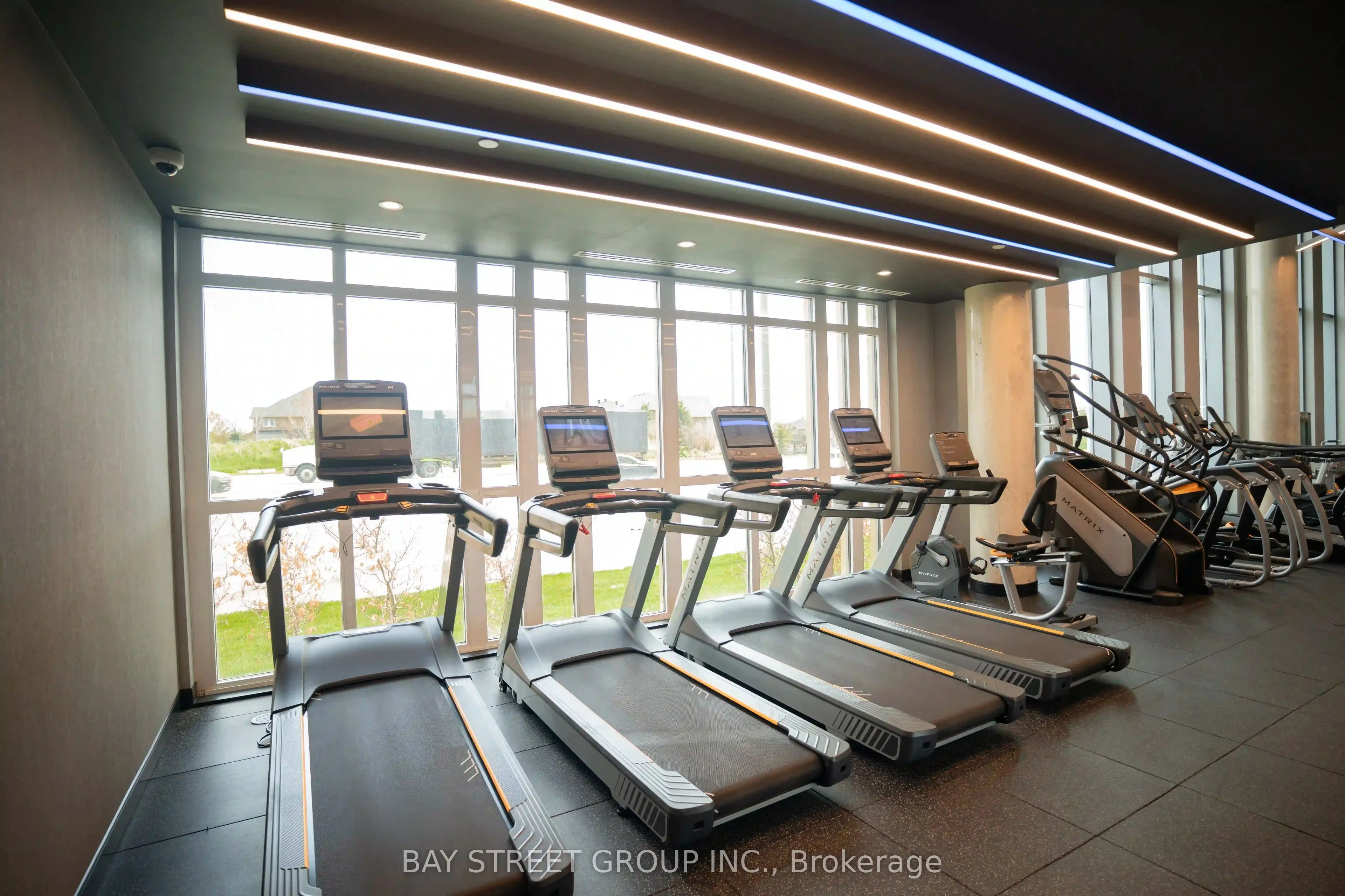 1005 Dundas Street E #145