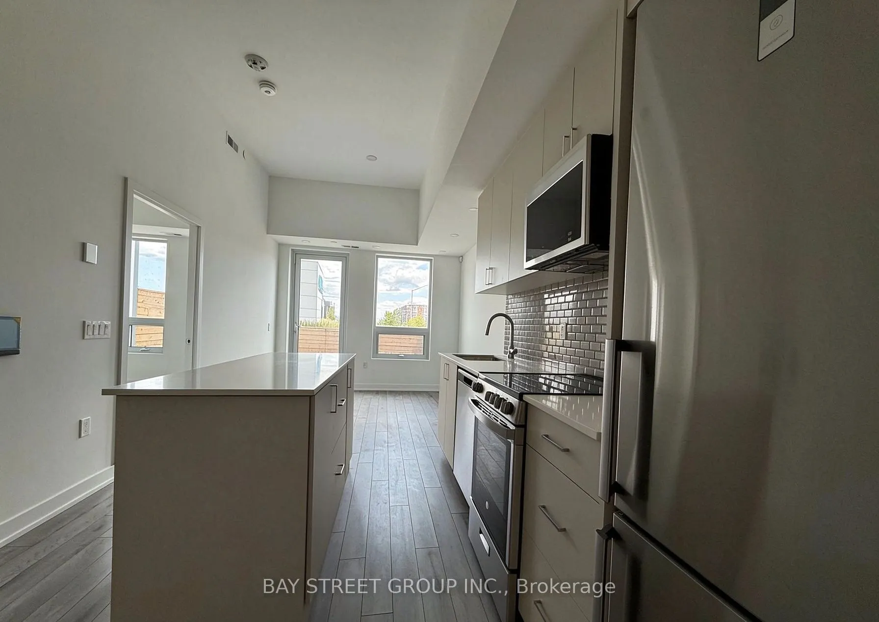 1005 Dundas Street E #145