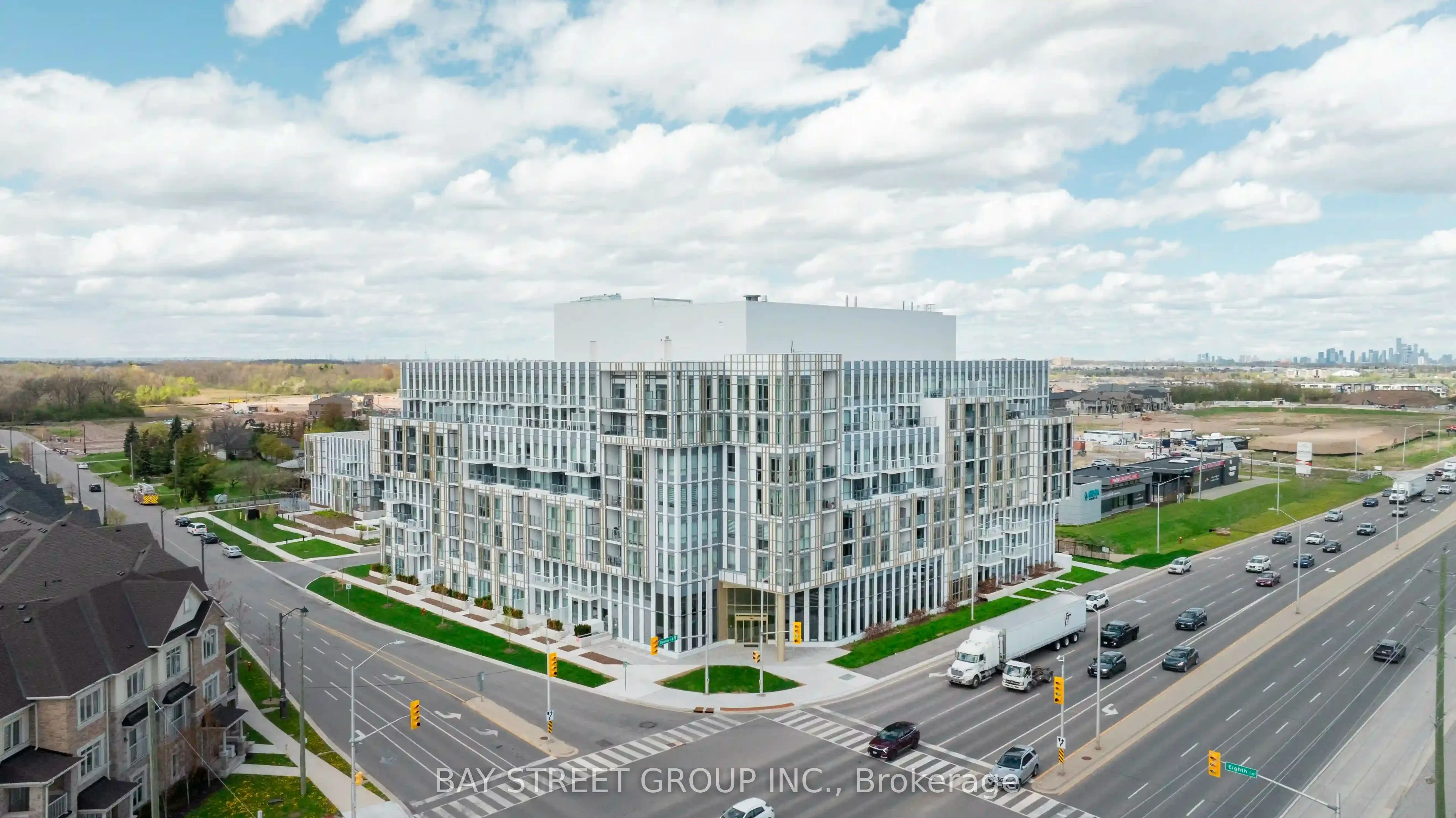 1005 Dundas Street E #145