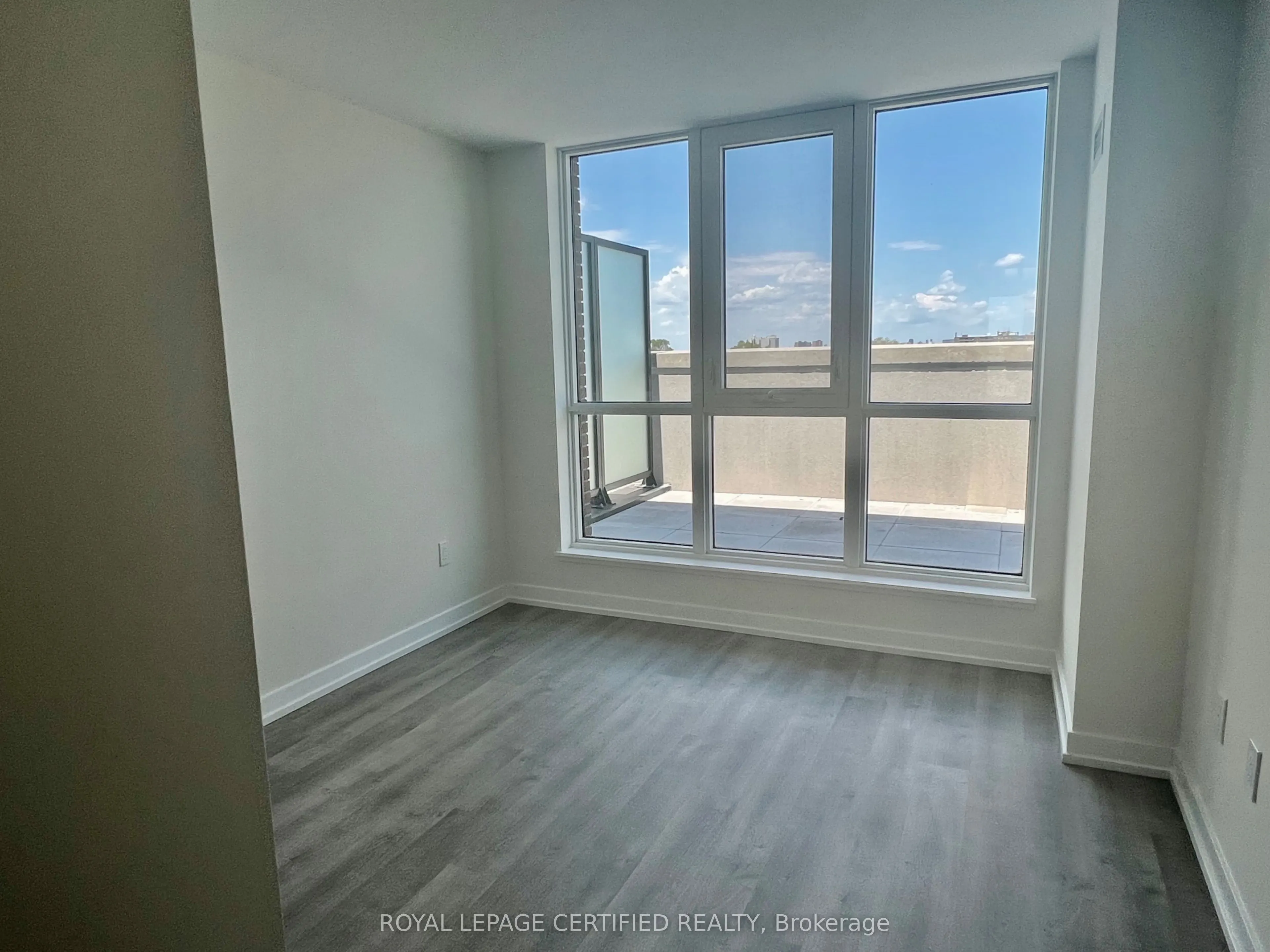 2300 St. Clair Avenue W #522