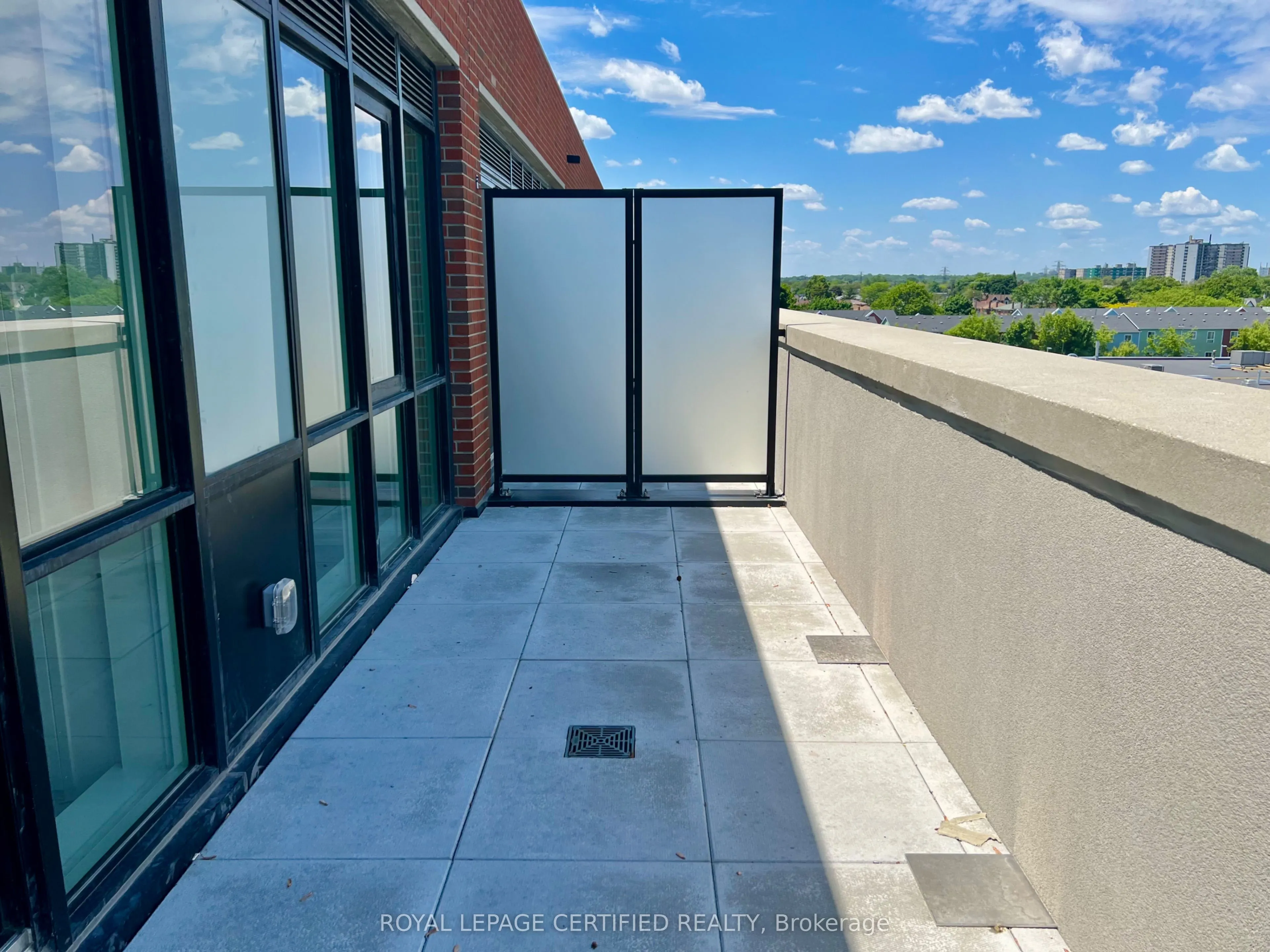 2300 St. Clair Avenue W #522