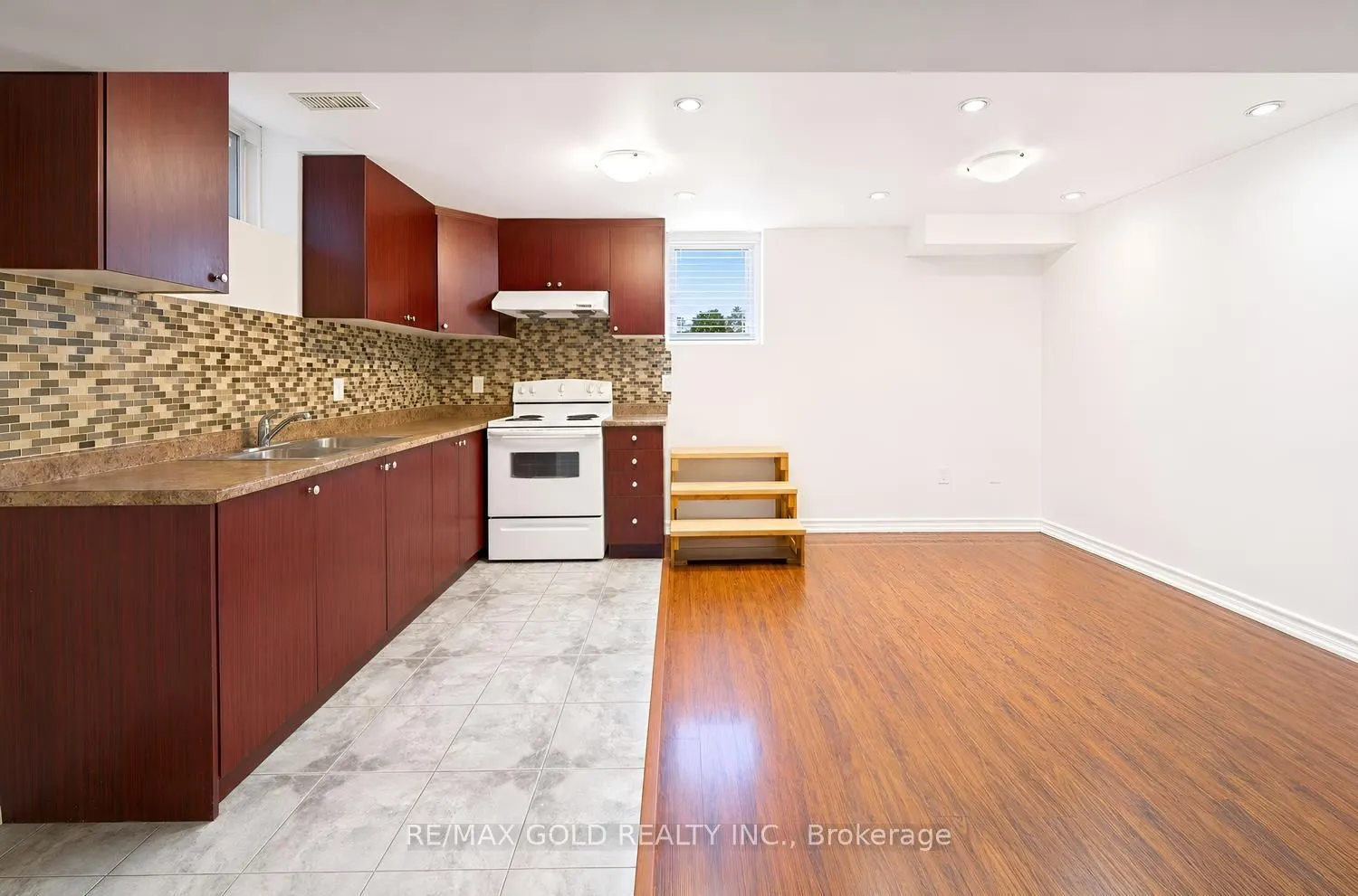 48 Bevington Road