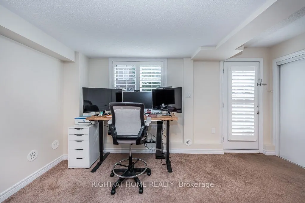 2280 Baronwood Drive S #95