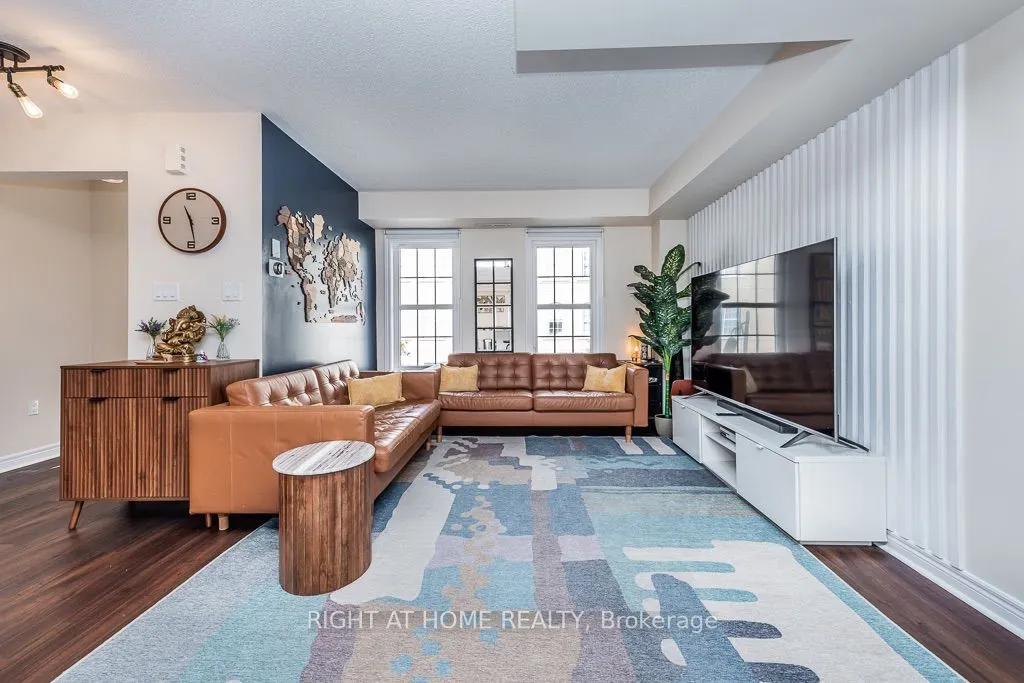 2280 Baronwood Drive S #95