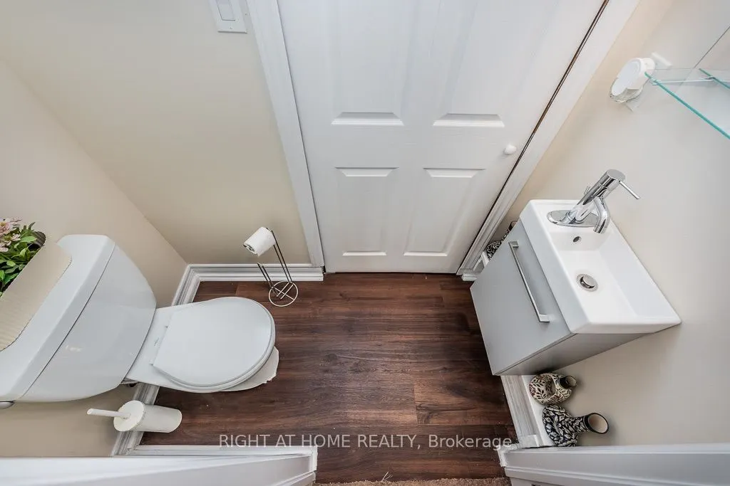 2280 Baronwood Drive S #95