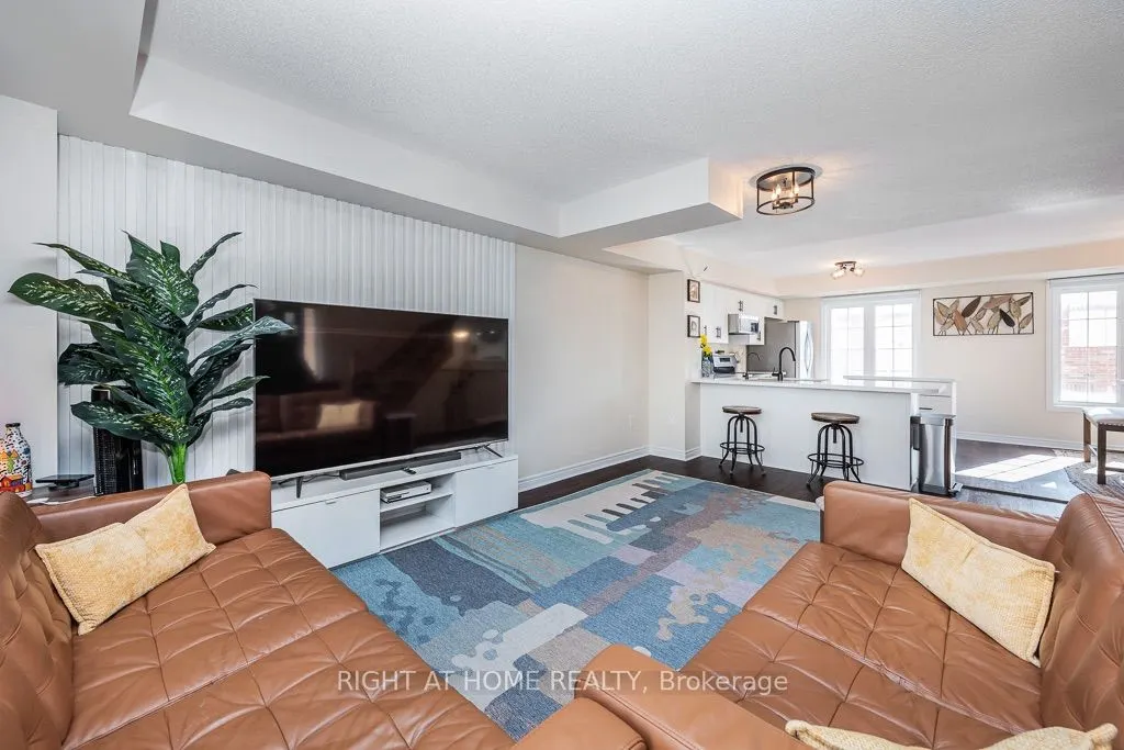 2280 Baronwood Drive S #95