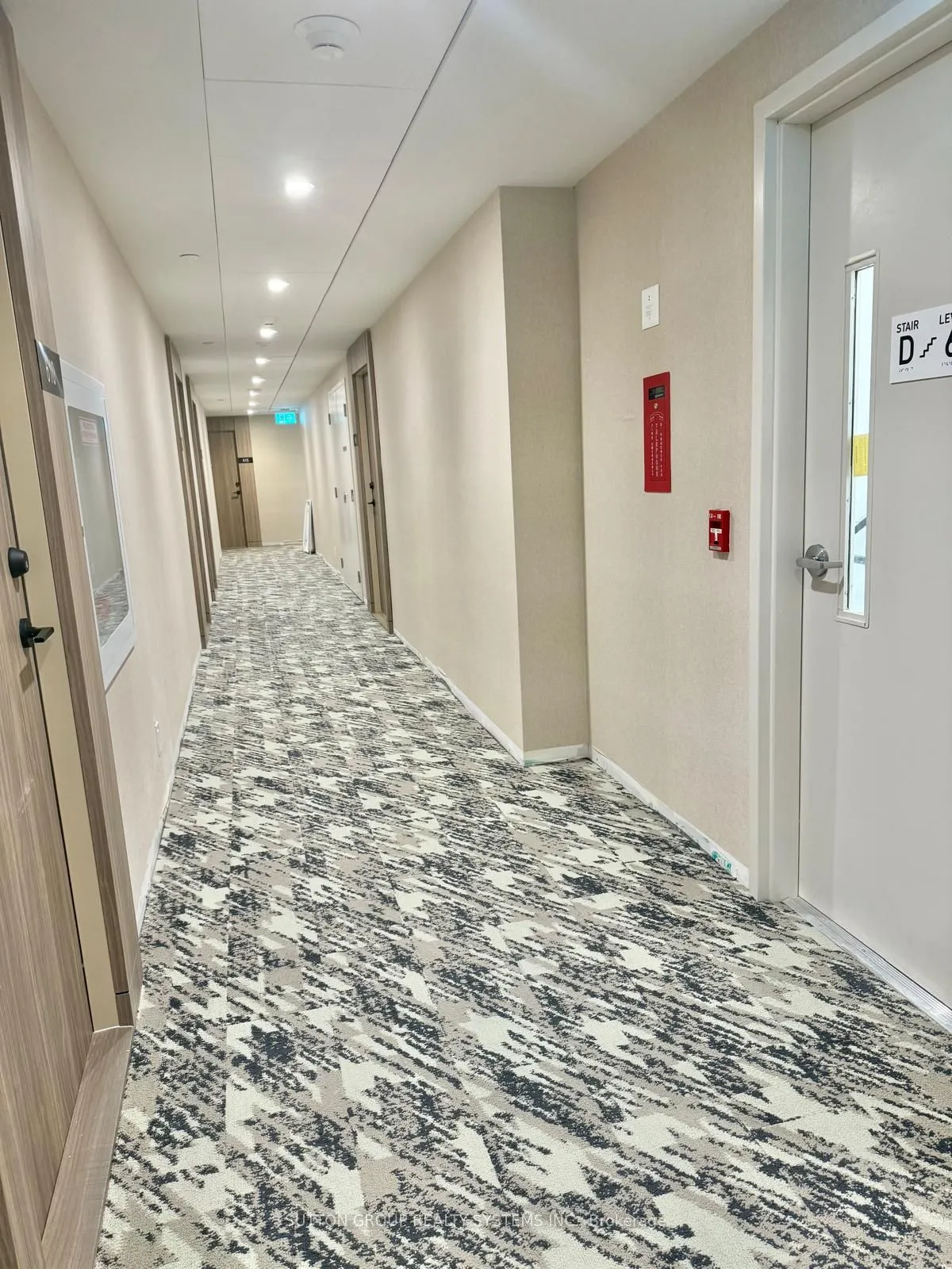 1381 Lakeshore Road E #609