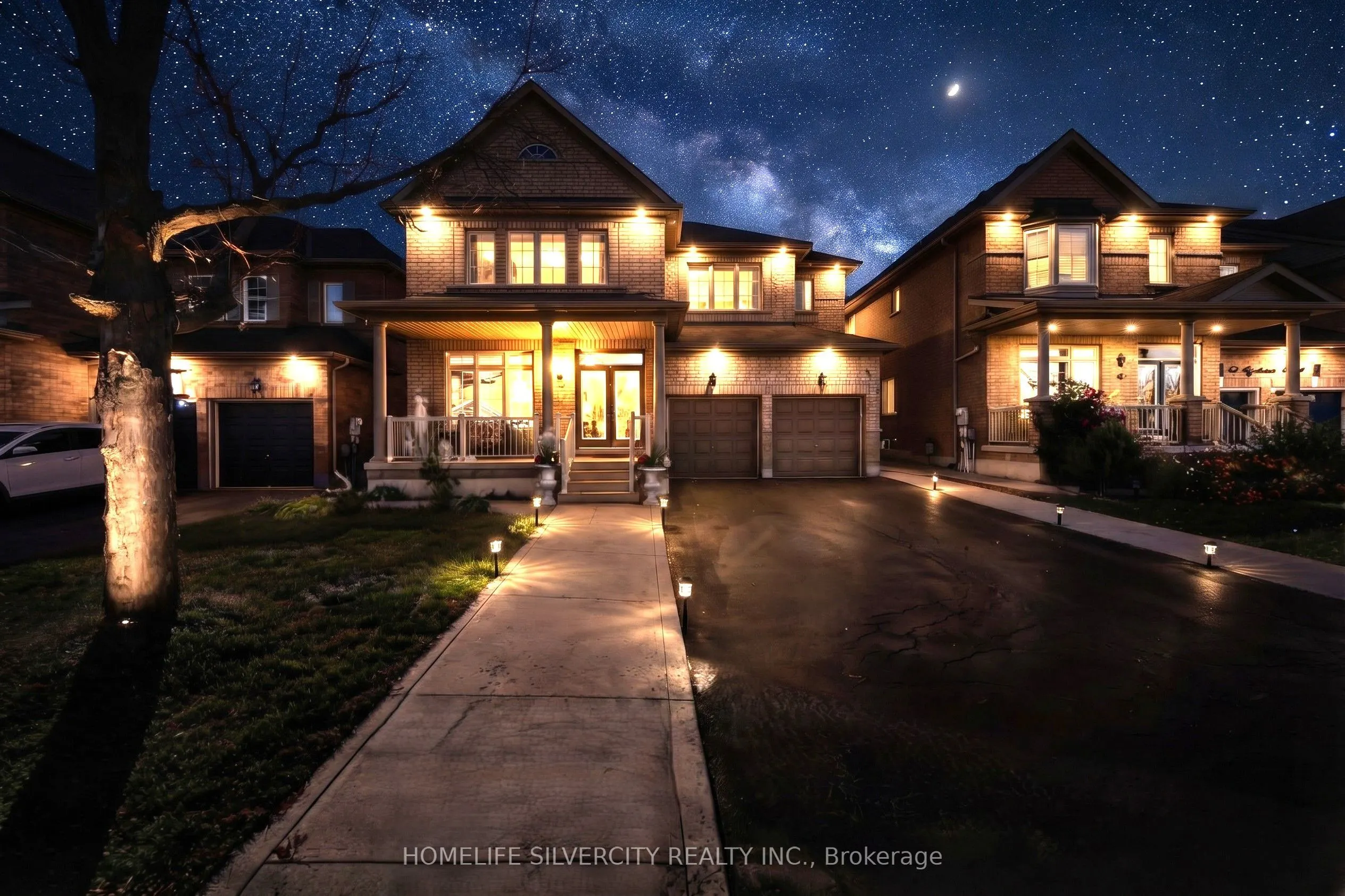 70 Appleaire Crescent