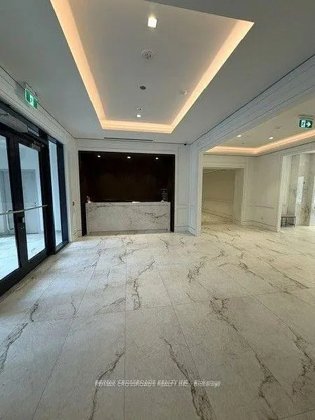 4010 Eglinton Avenue W #1917