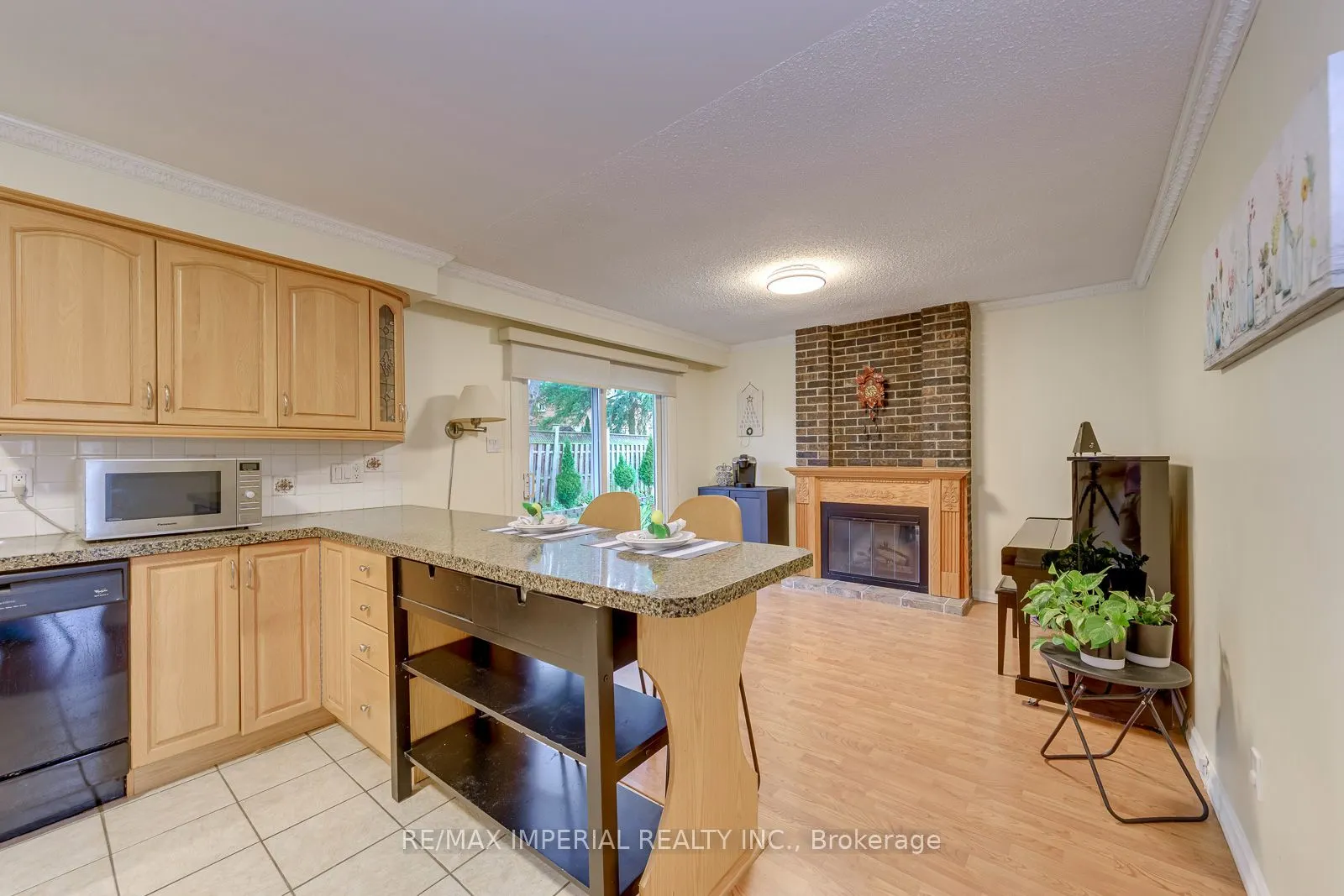6100 Wabukayne Court