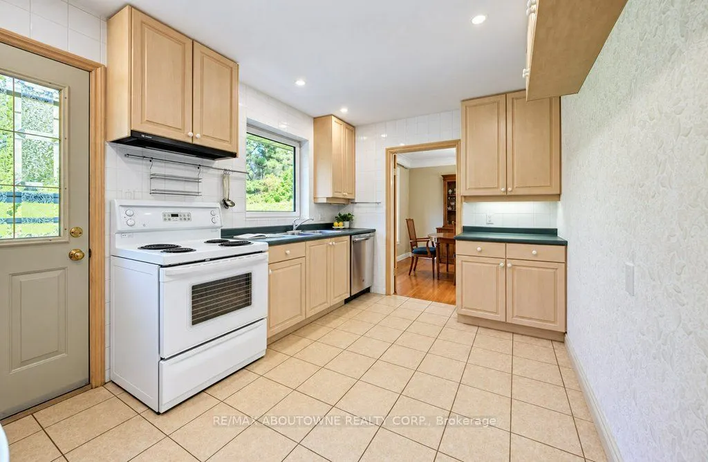 3143 South Drive