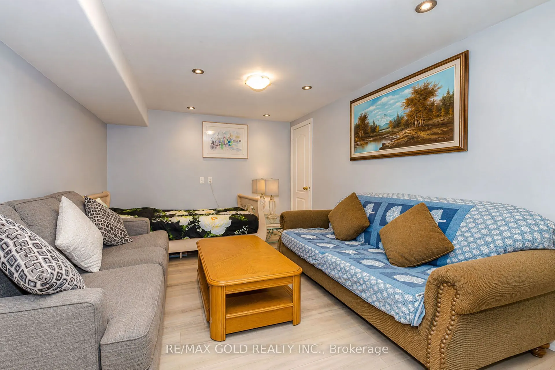 7262 Sigsbee Drive