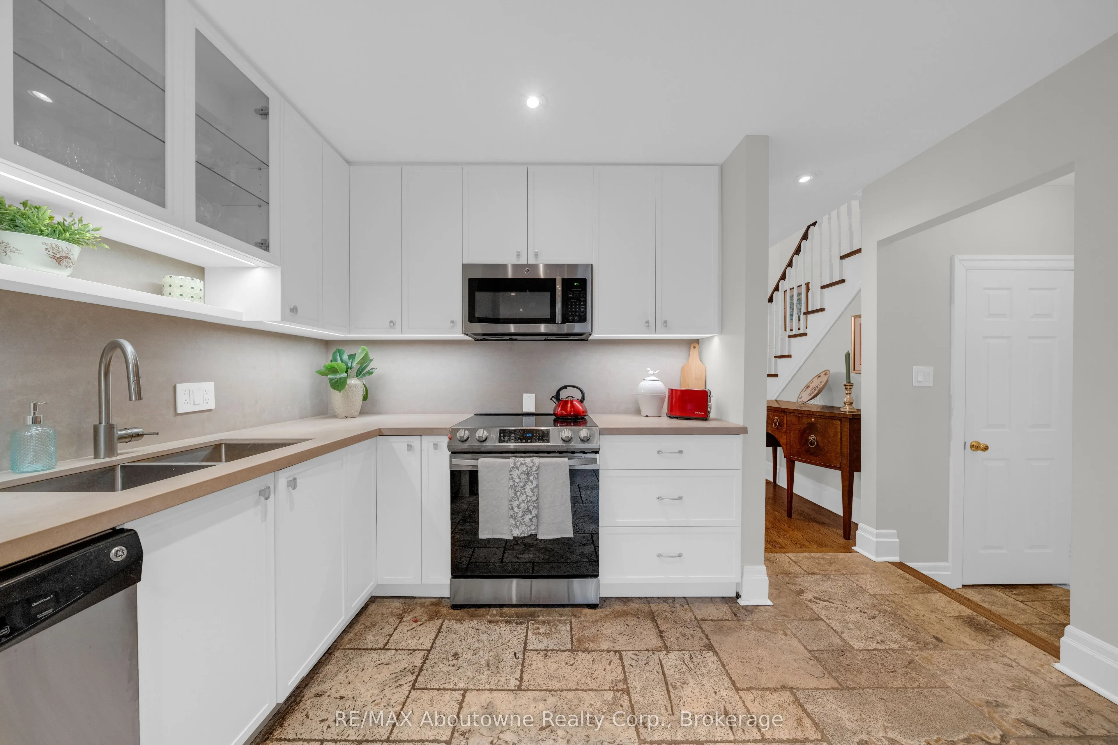 2403 Marine Drive