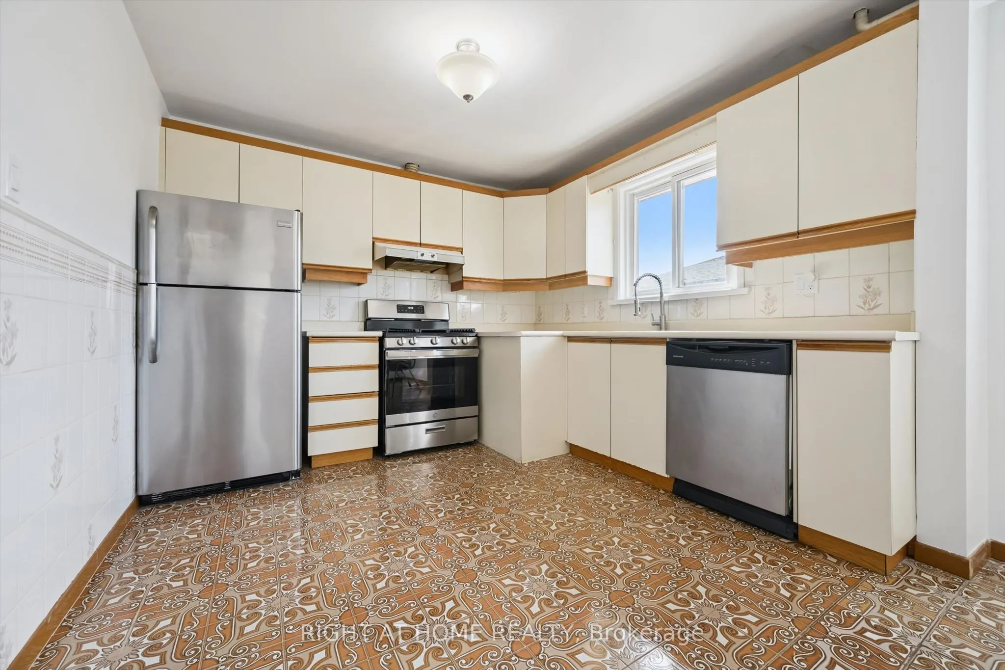 27 Jocada Road