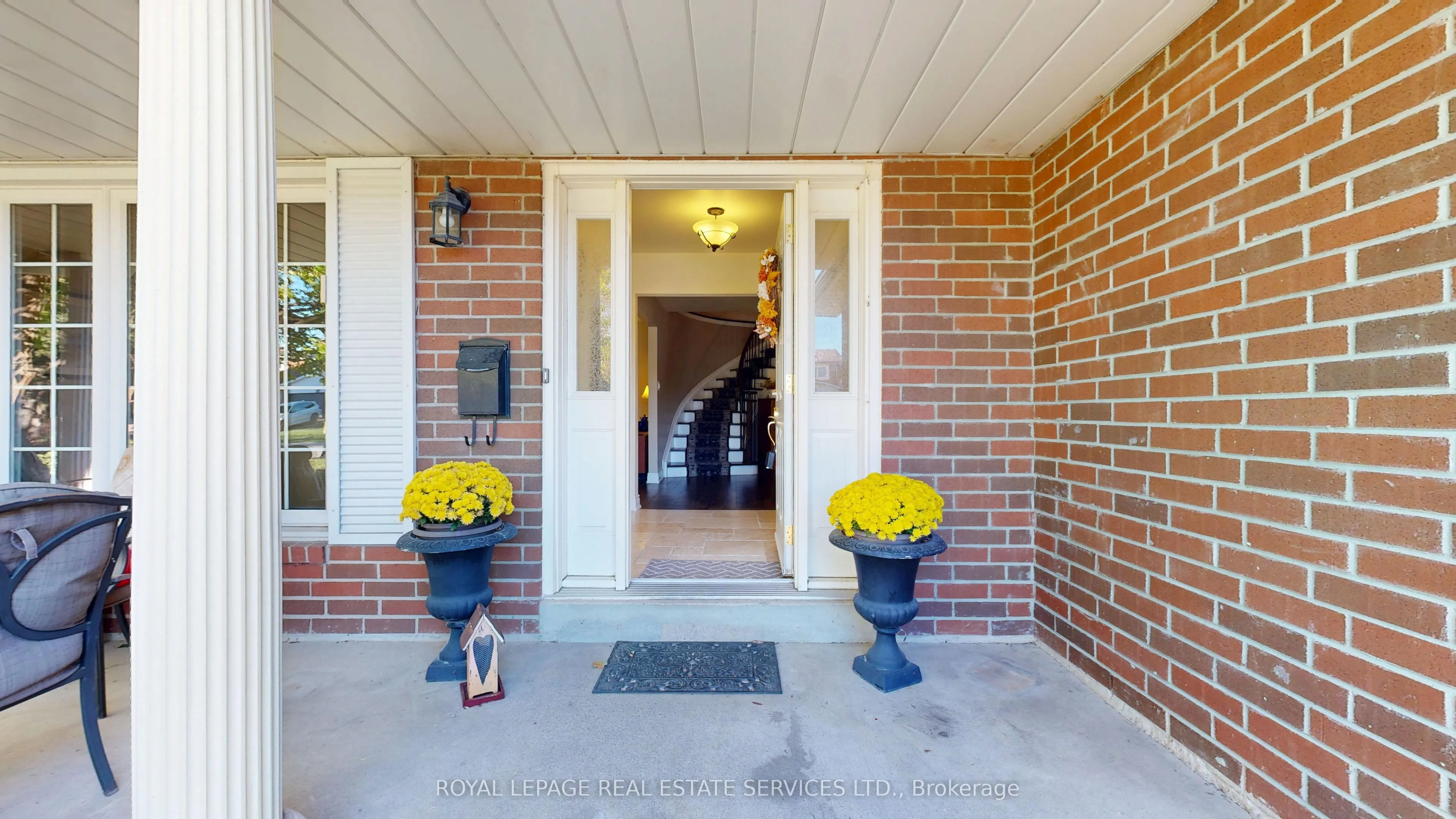 1728 Bough Beeches Boulevard