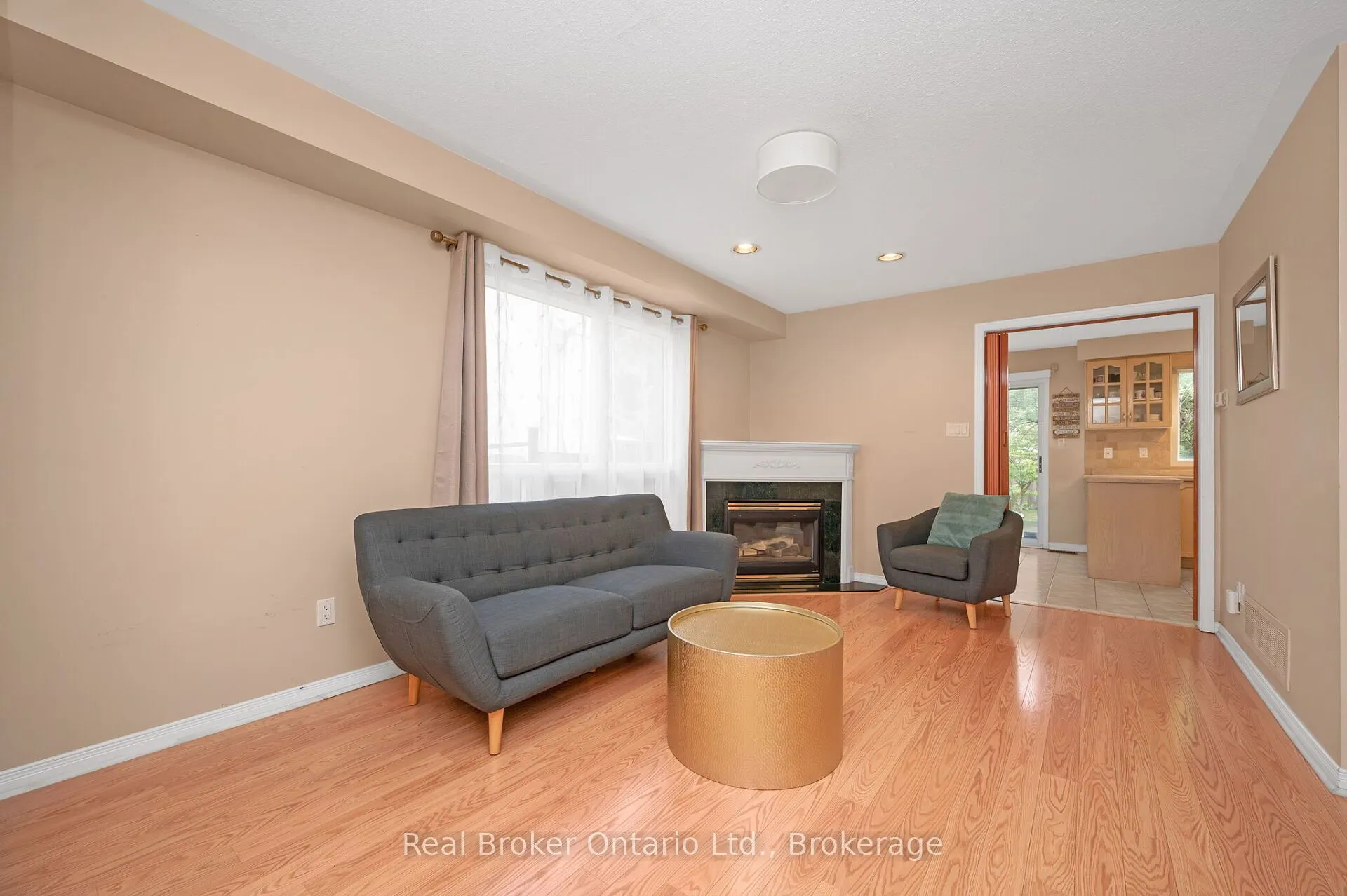 2189 Shorncliffe Boulevard