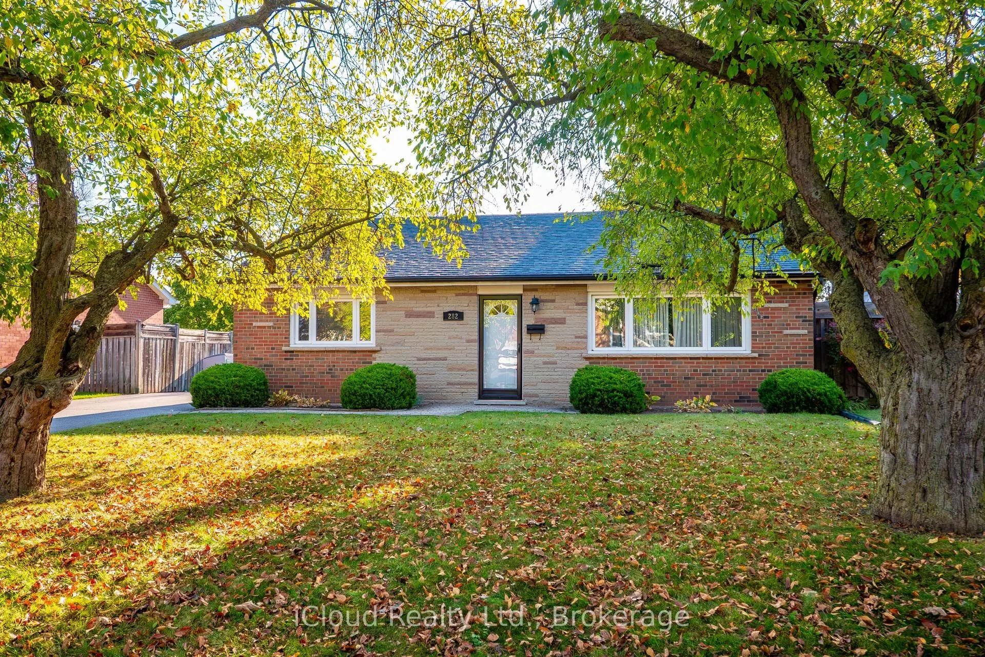282 Kent Crescent