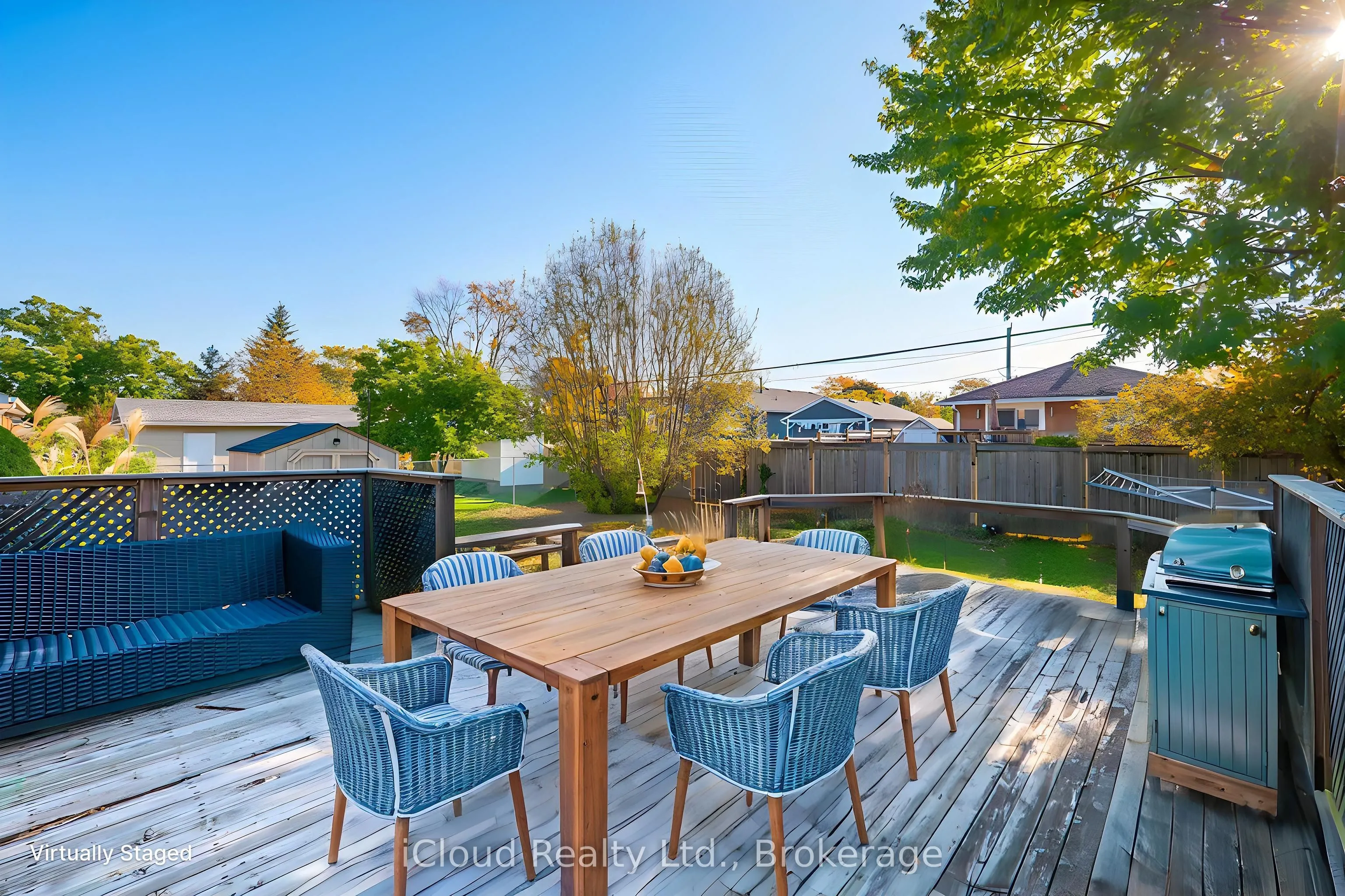 282 Kent Crescent