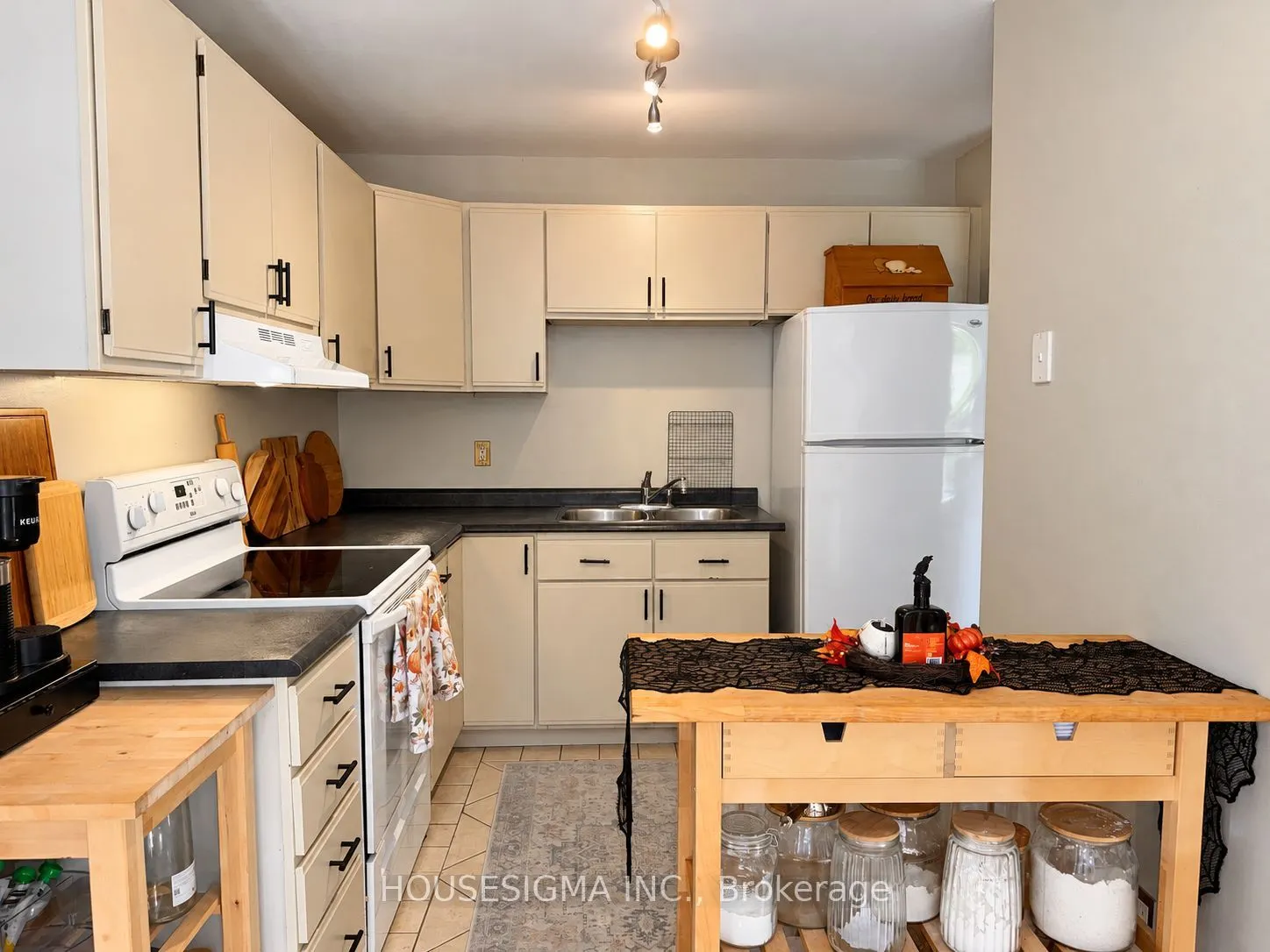 31 Parkview Drive #6