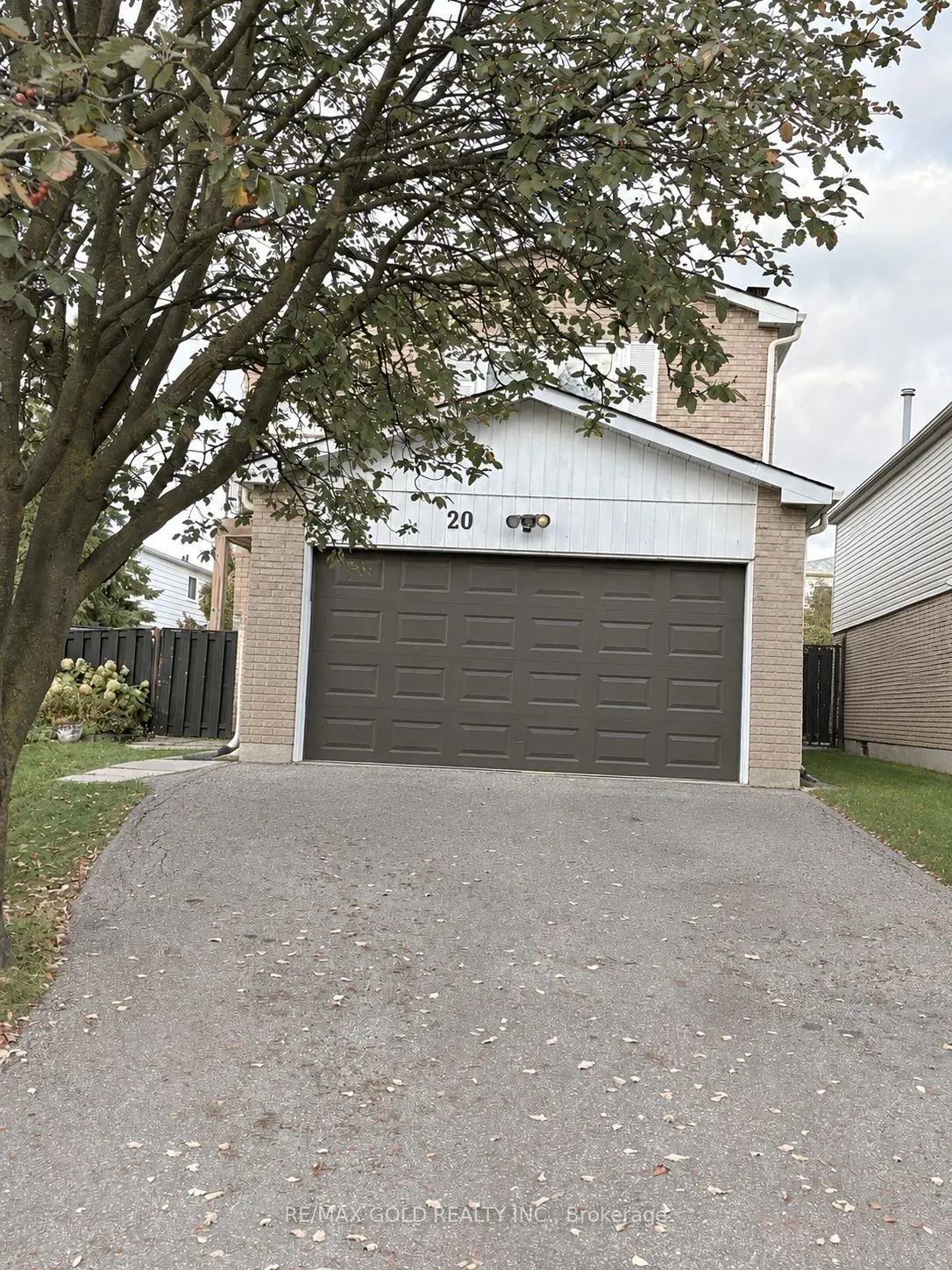 20 Sifton Place S