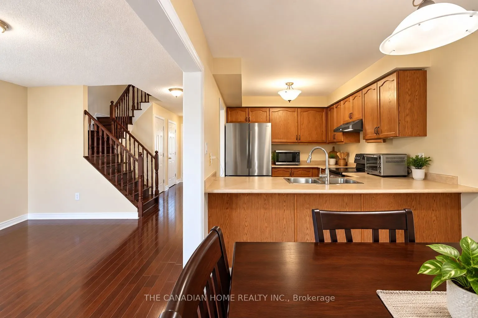 10 Dunvegan Crescent