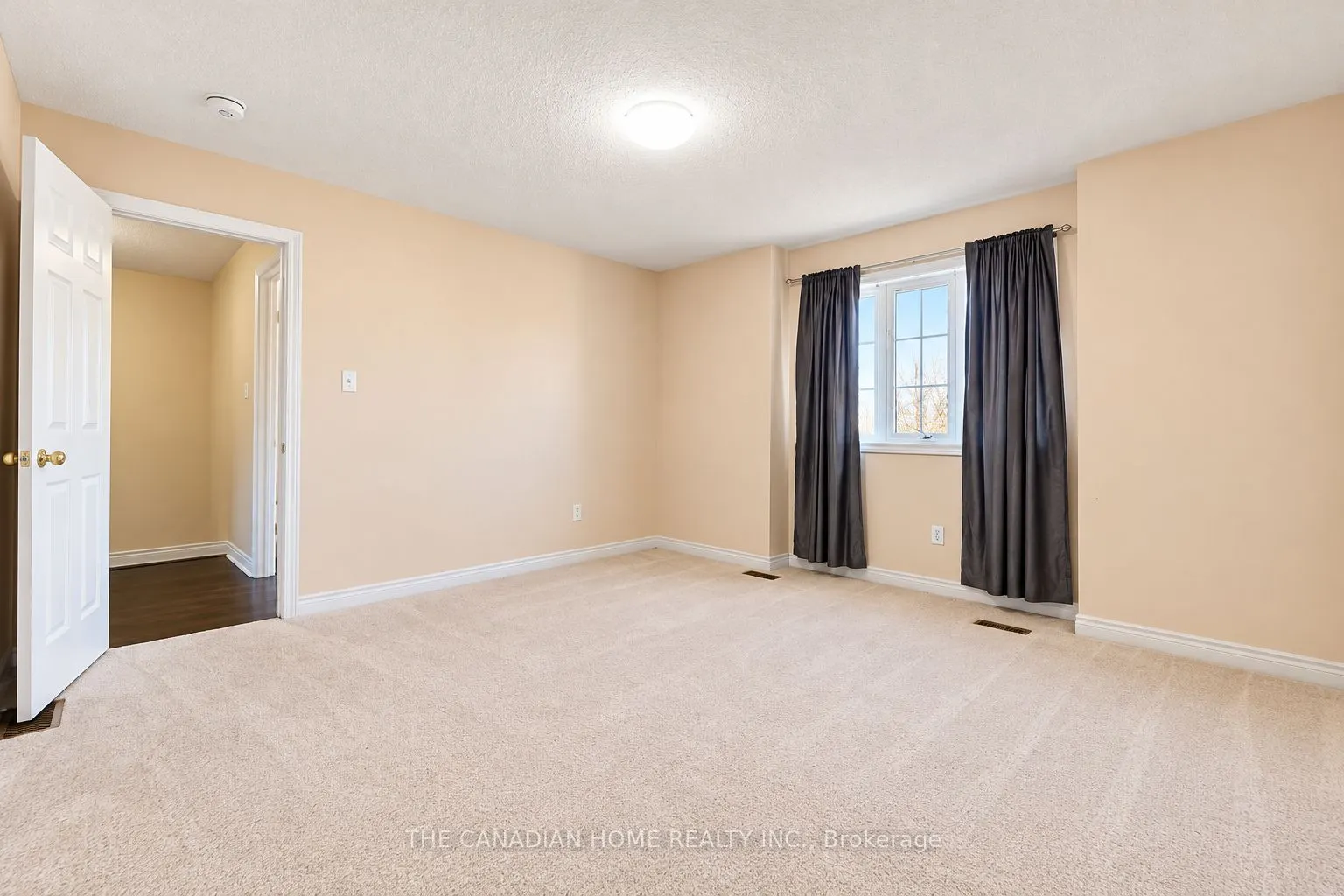 10 Dunvegan Crescent