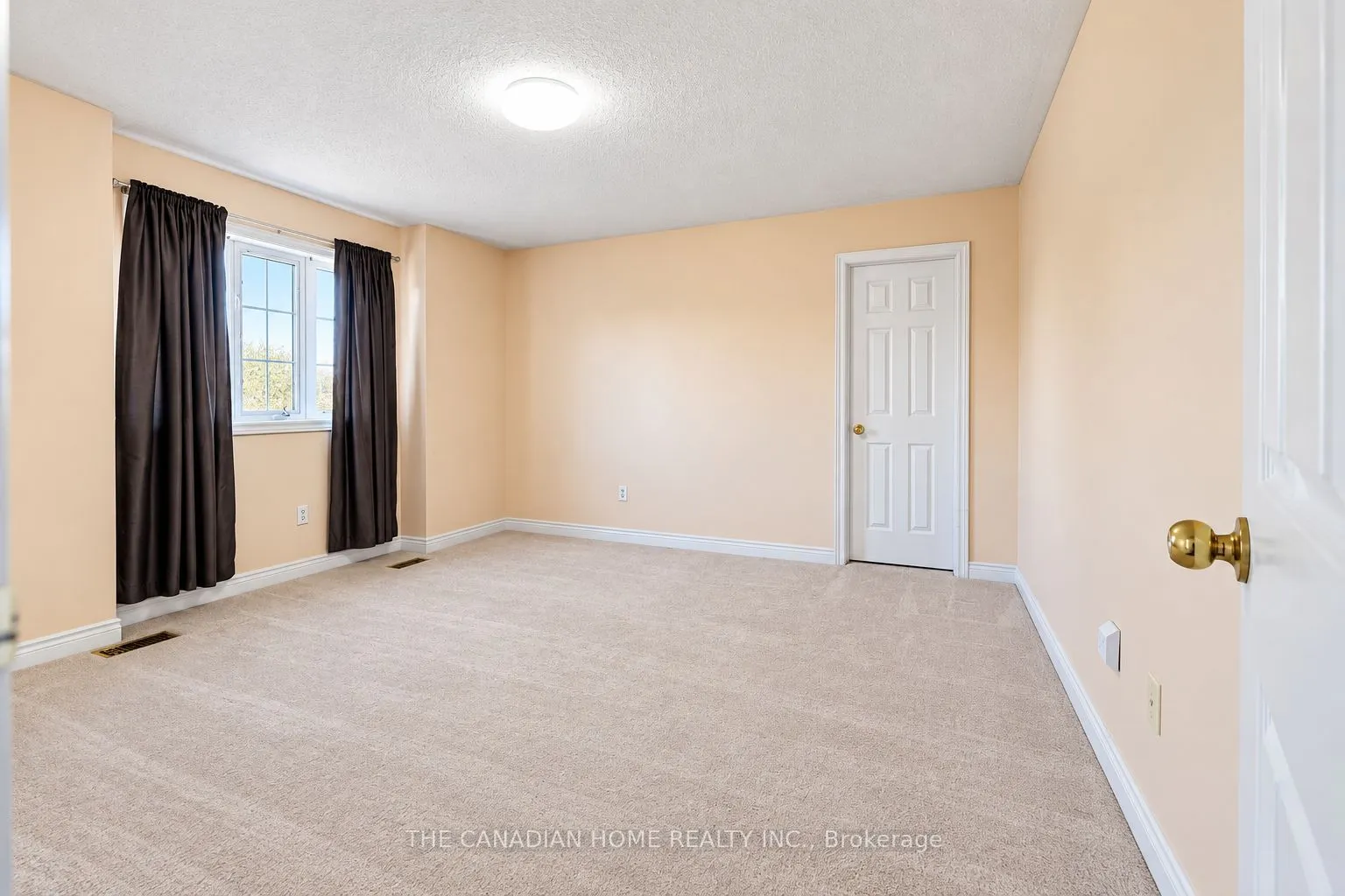 10 Dunvegan Crescent
