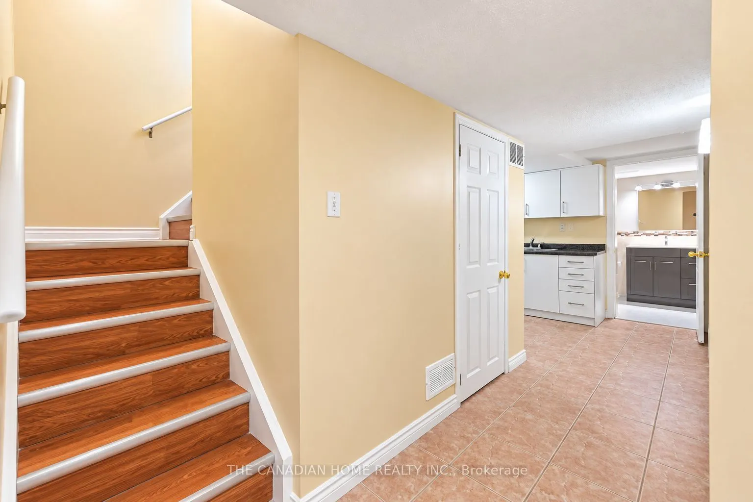 10 Dunvegan Crescent