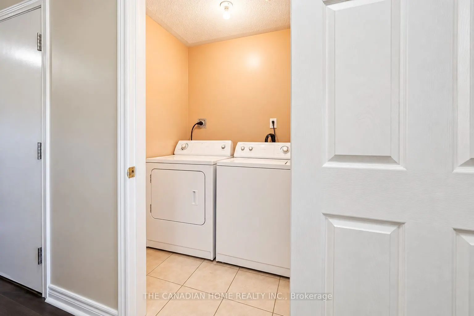 10 Dunvegan Crescent