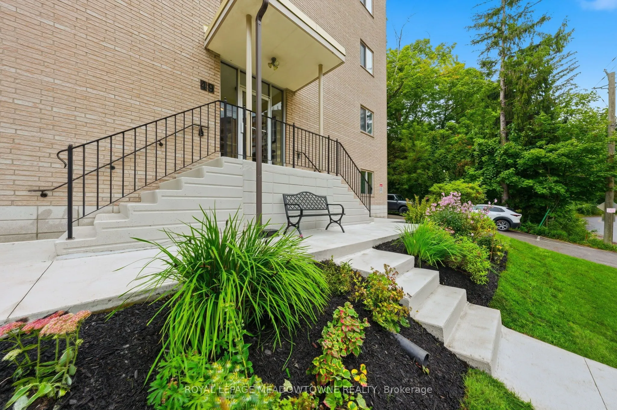 49 Park Avenue #301