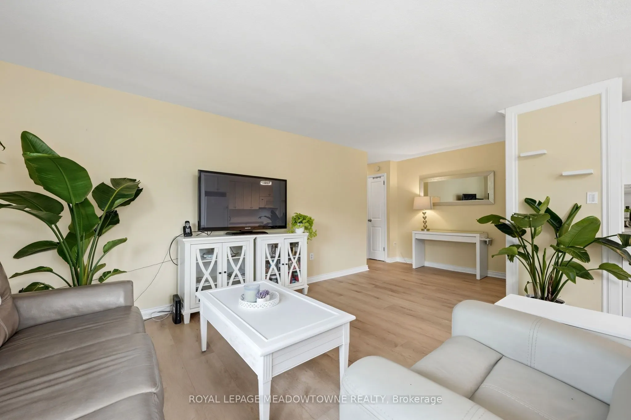 49 Park Avenue #301