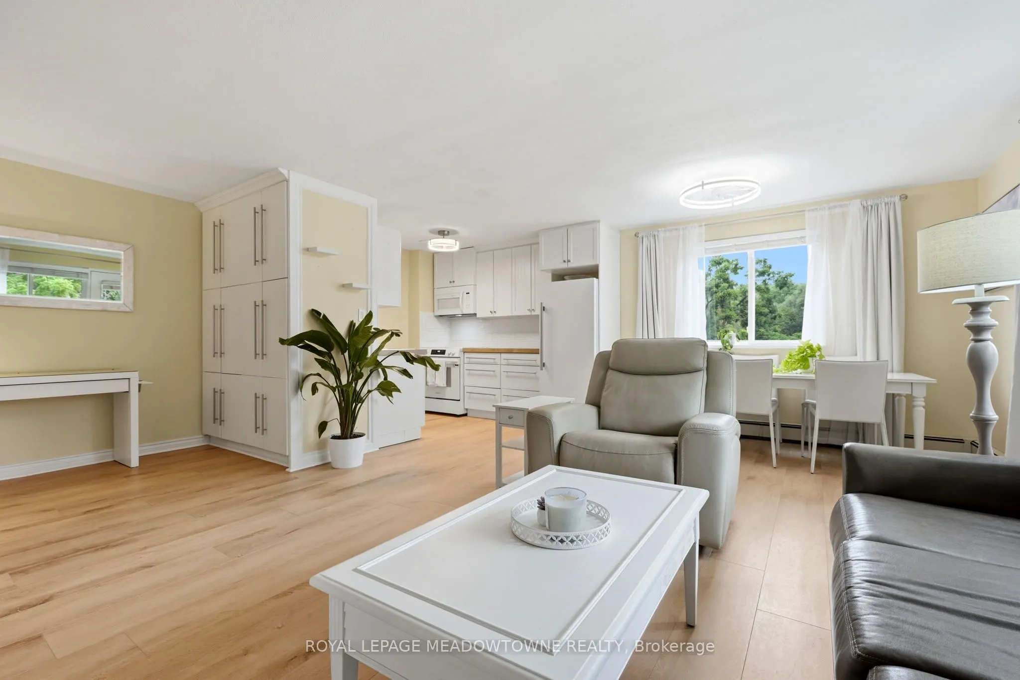 49 Park Avenue #301