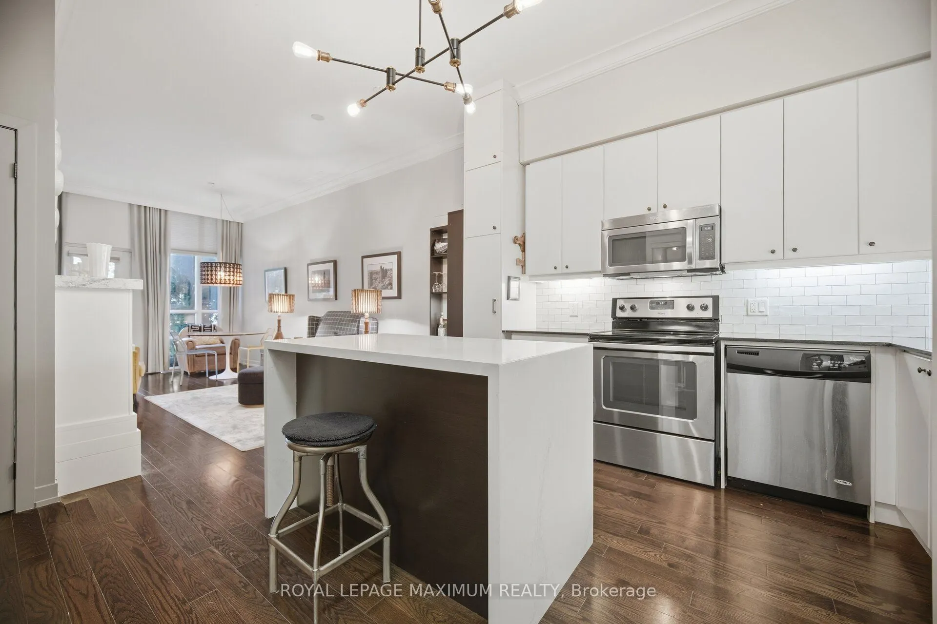 8 Fieldway Road #104