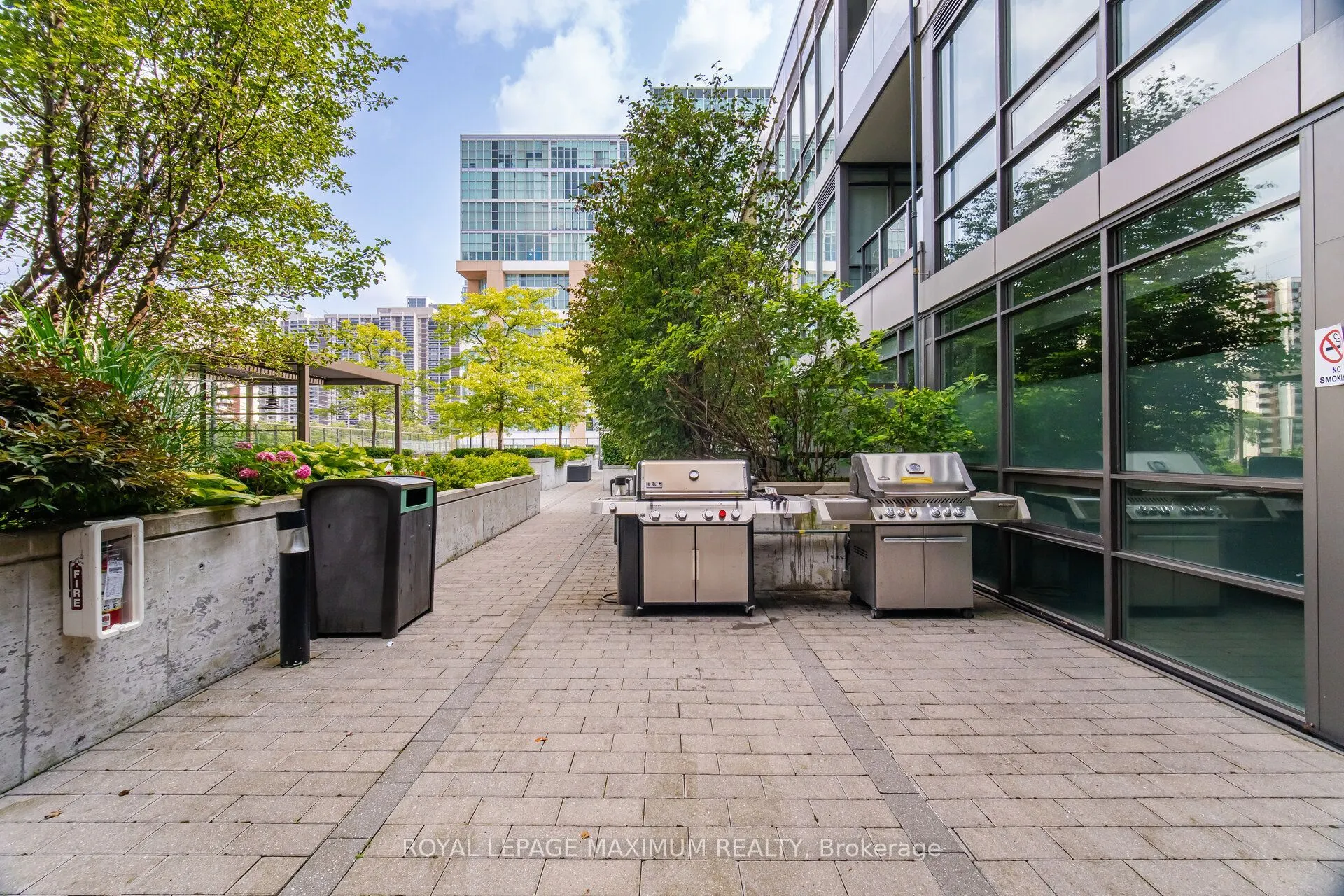 8 Fieldway Road #104