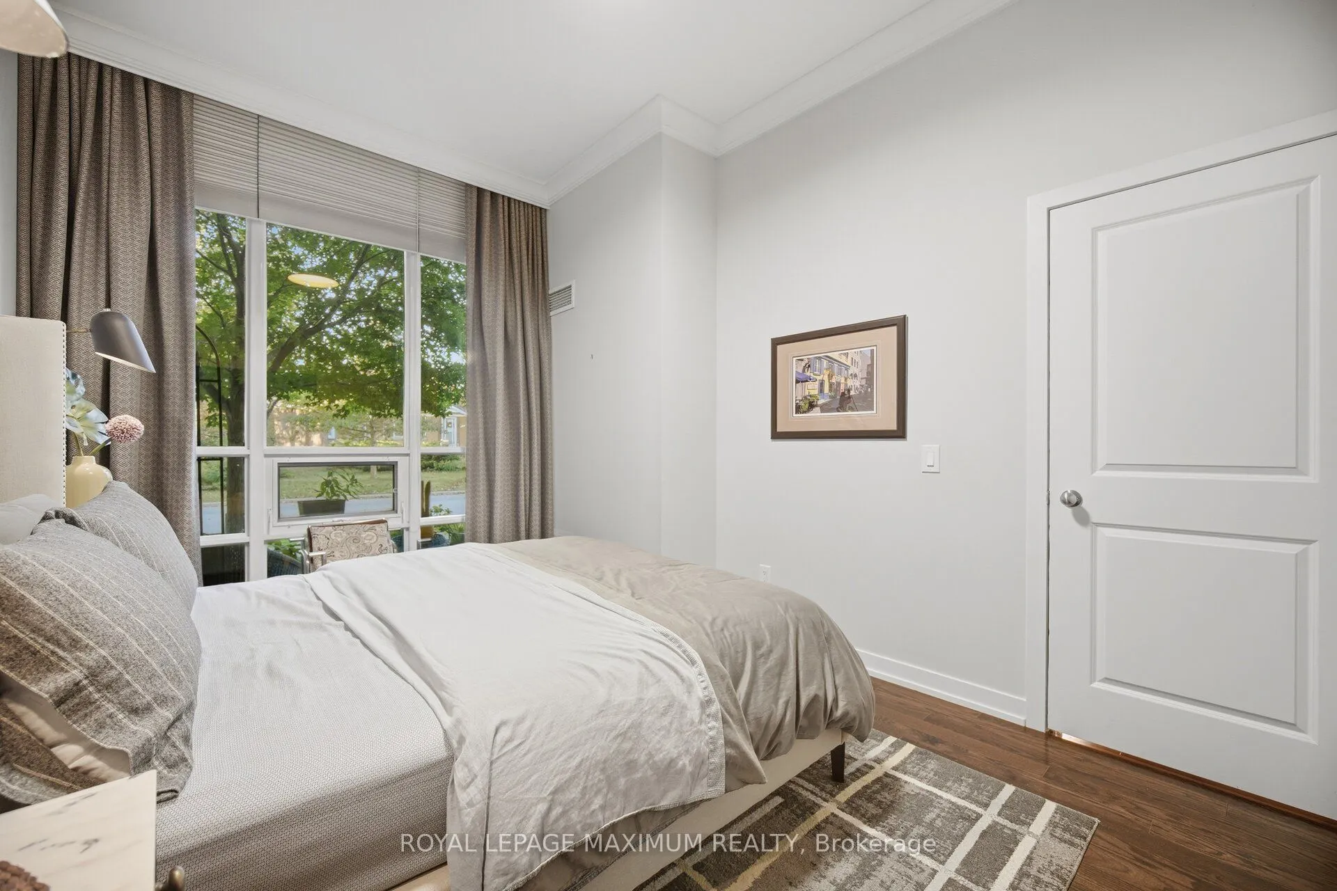 8 Fieldway Road #104