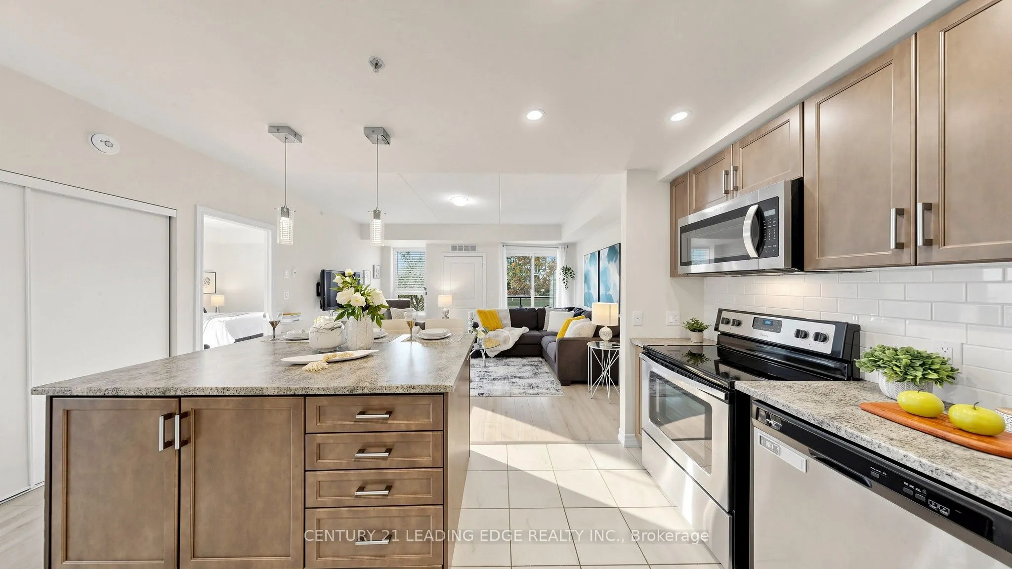 620 Sauve Street #102