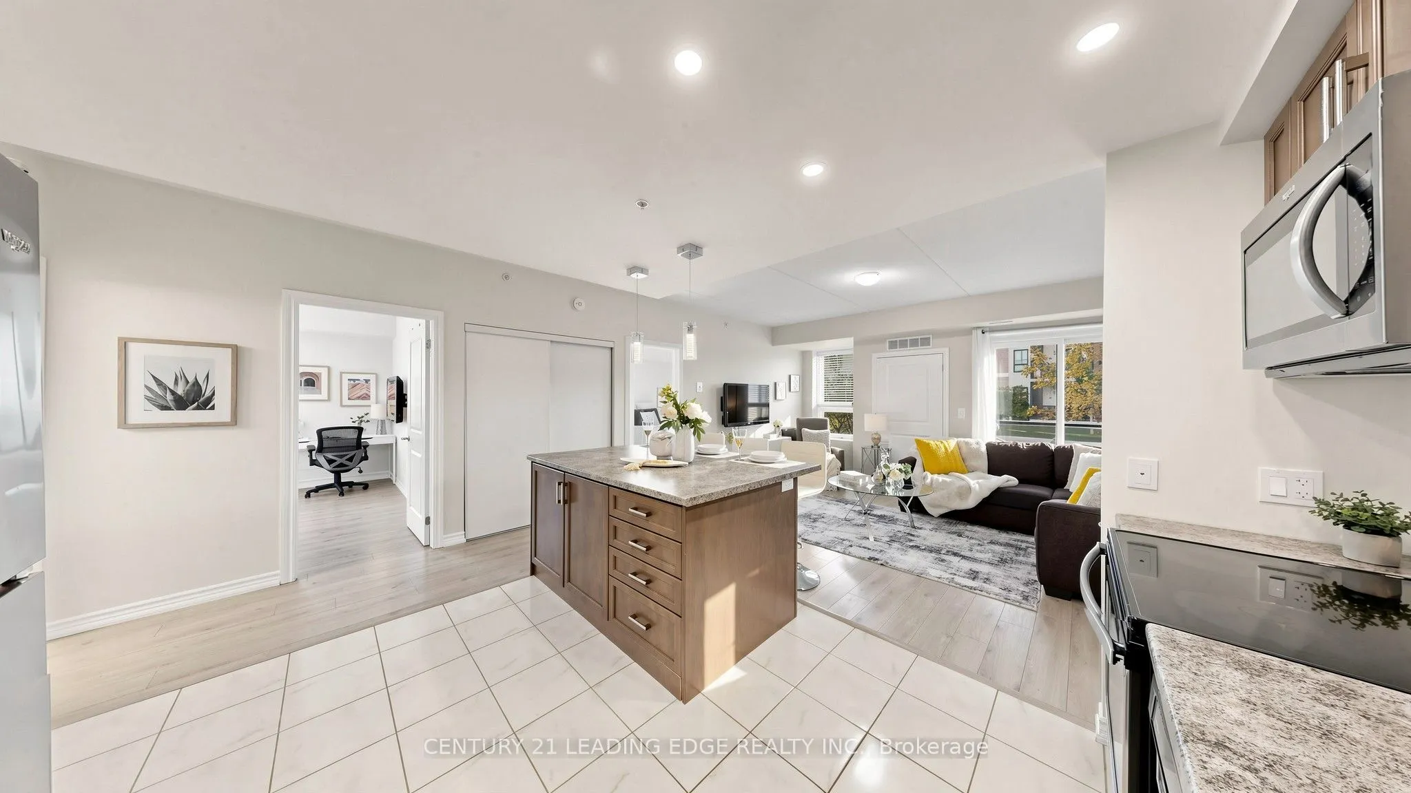 620 Sauve Street #102