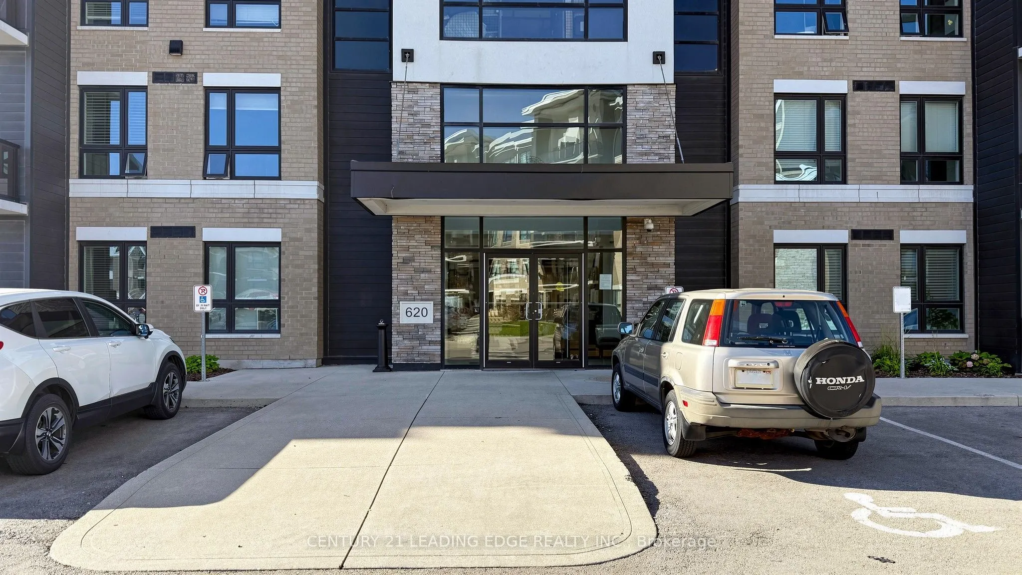 620 Sauve Street #102