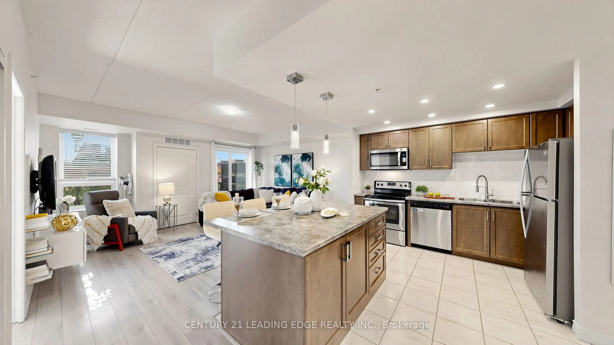 620 Sauve Street #102
