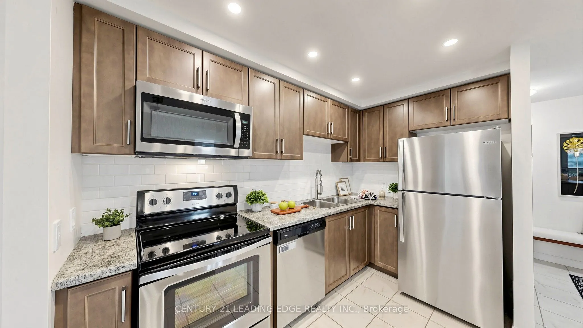 620 Sauve Street #102