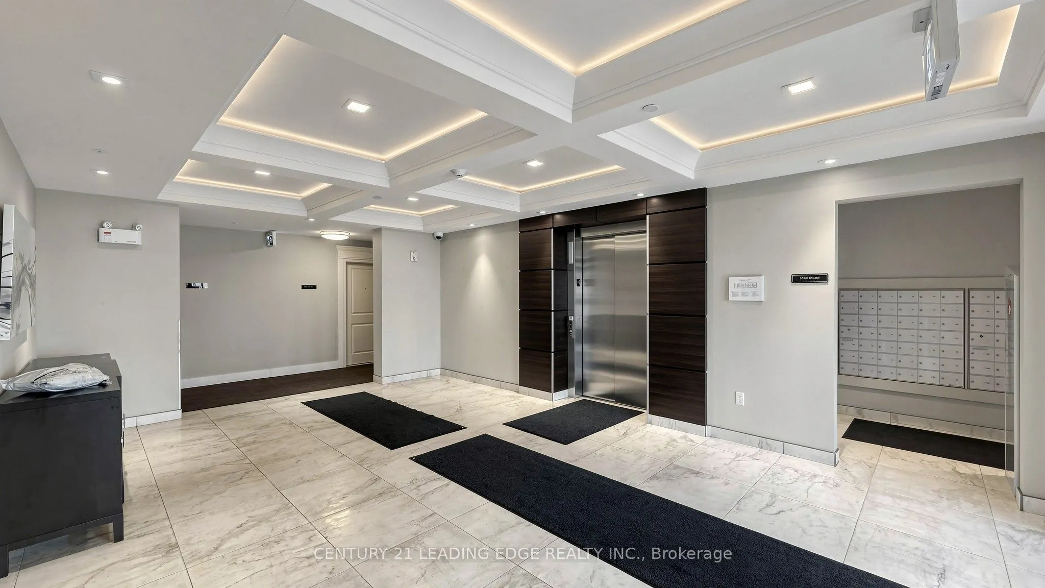 620 Sauve Street #102