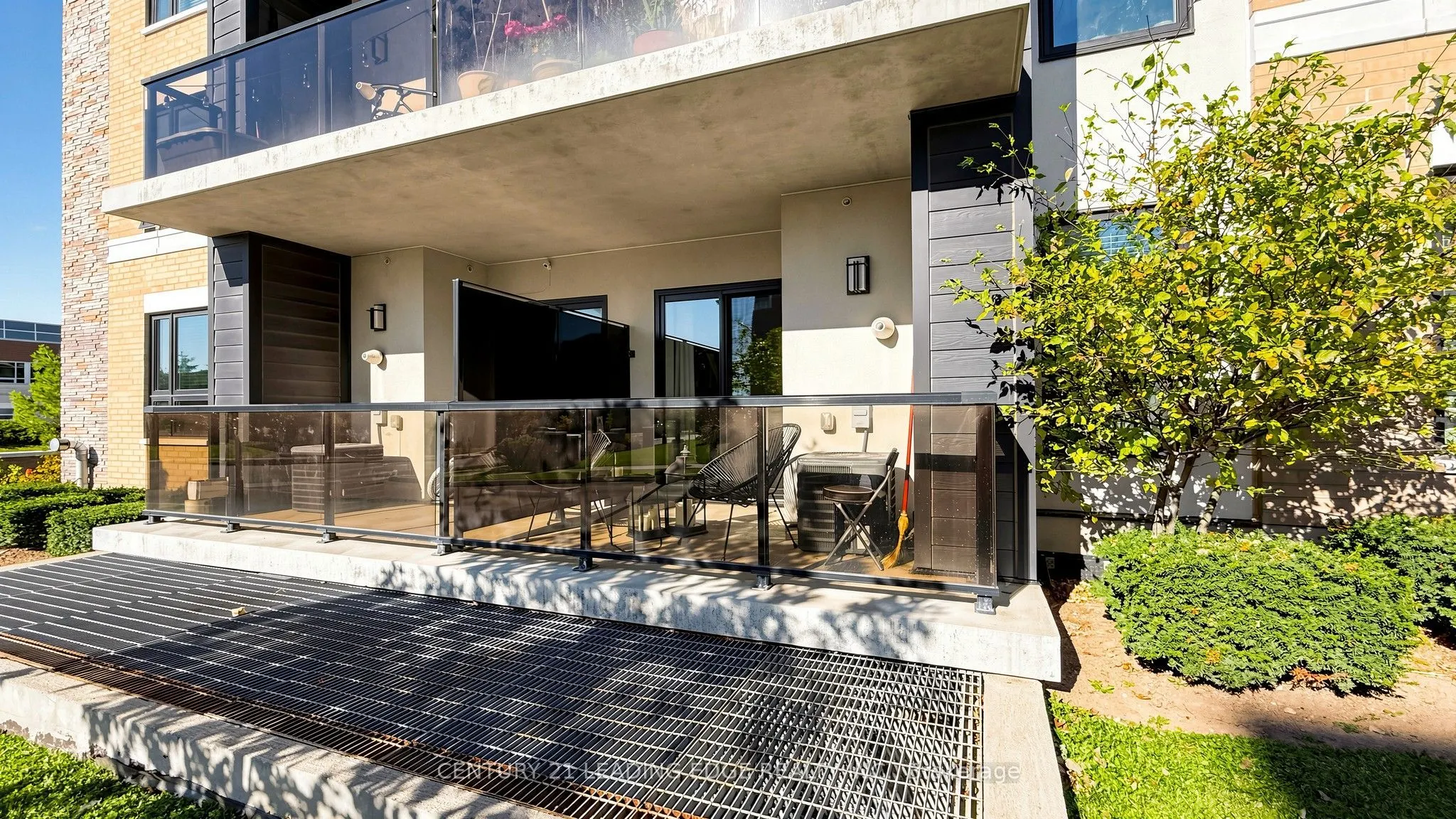 620 Sauve Street #102