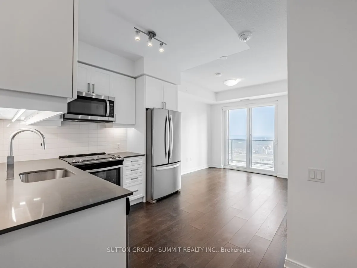 8 NAHANI Way #3418