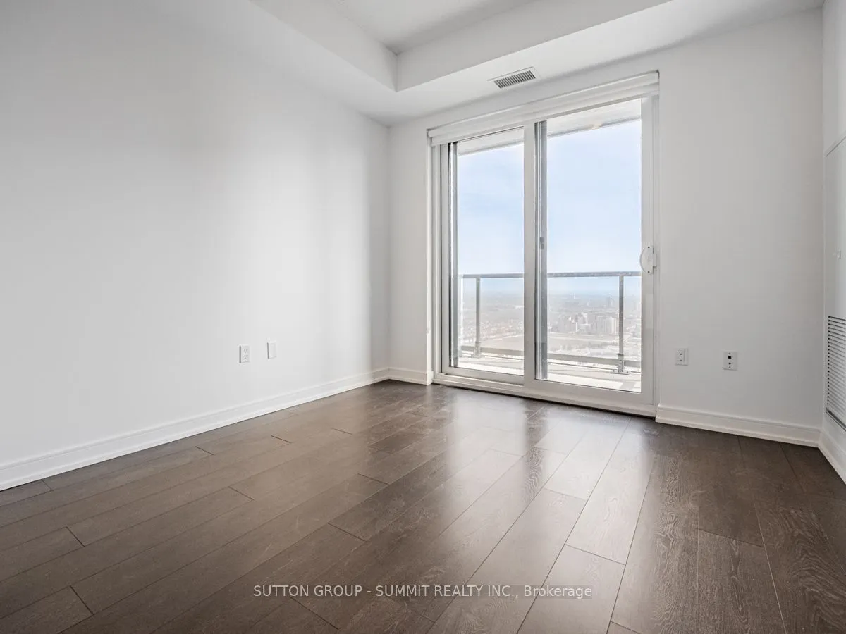 8 NAHANI Way #3418