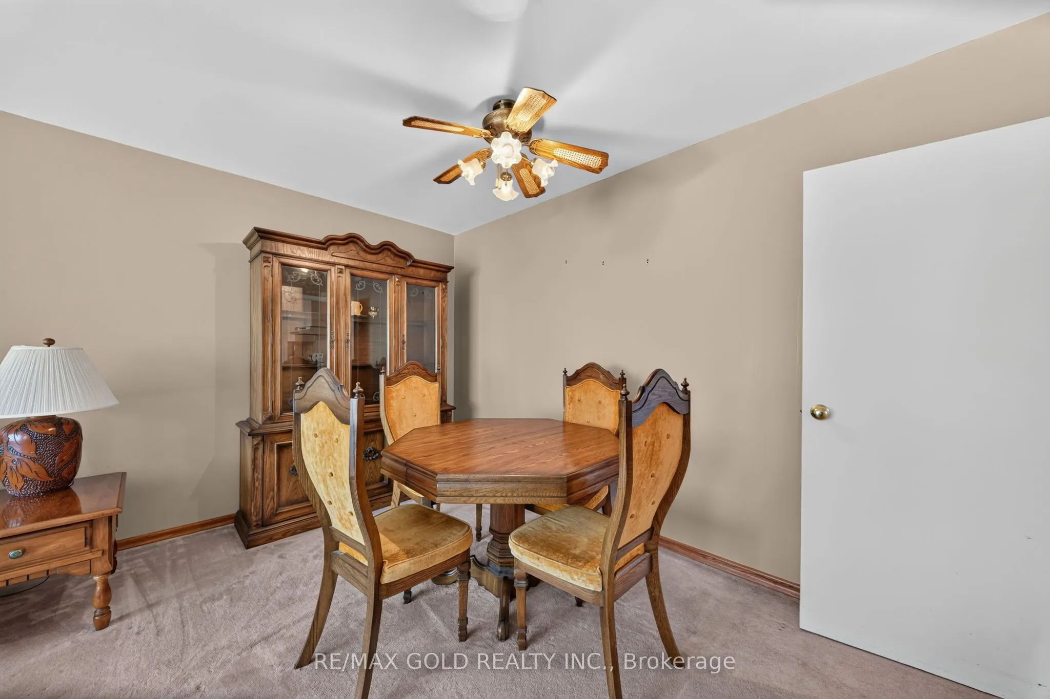 27 Alderbury Crescent